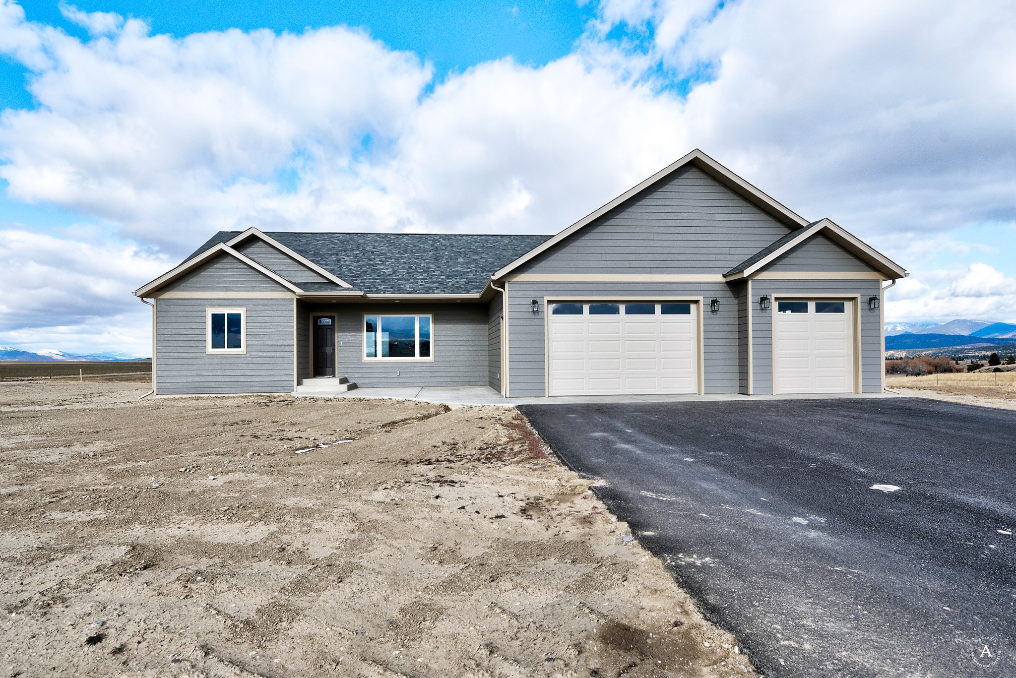 2276 Dryland Loop Property Photo 1