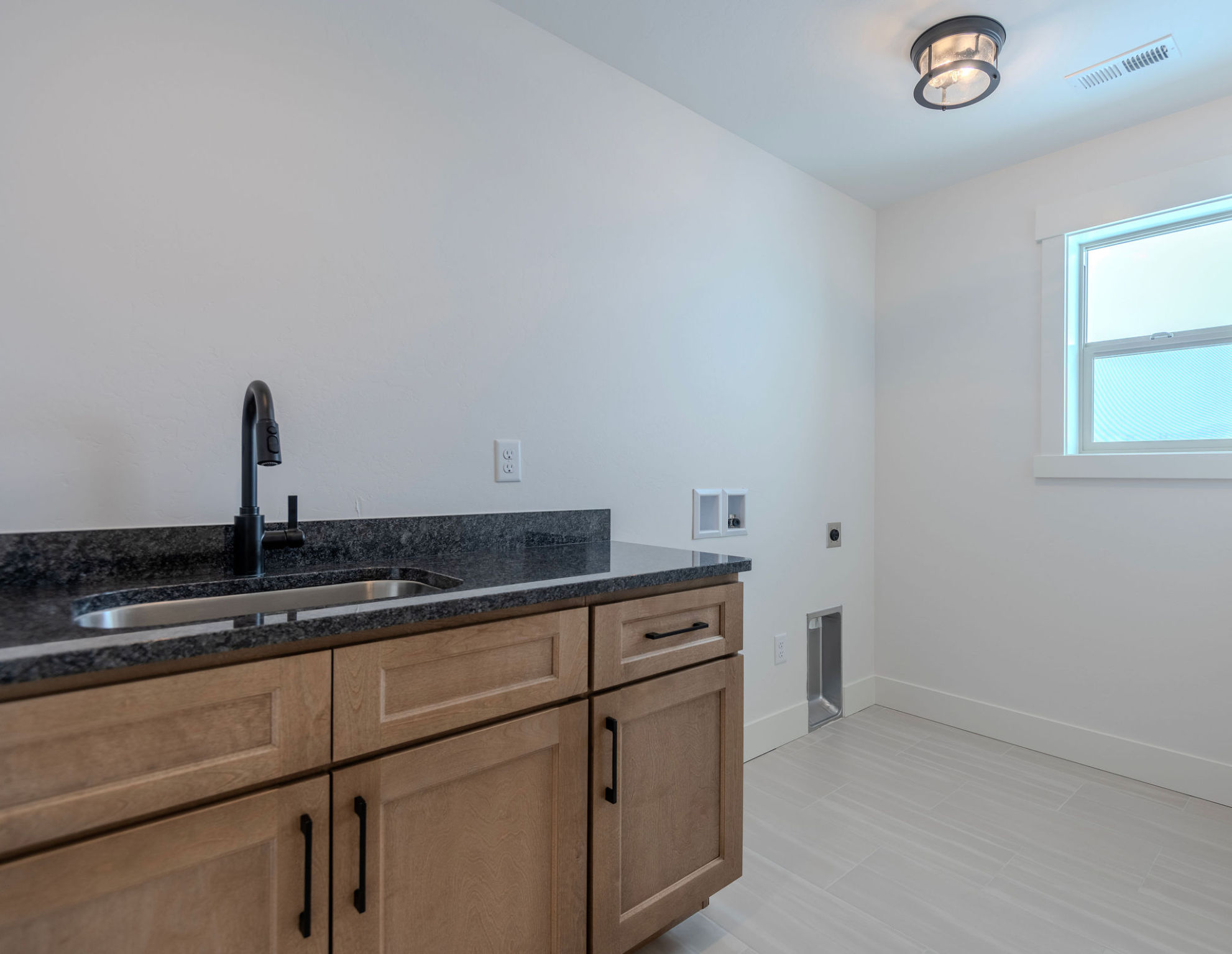 2769 Crow Peak Avenue Property Photo 21