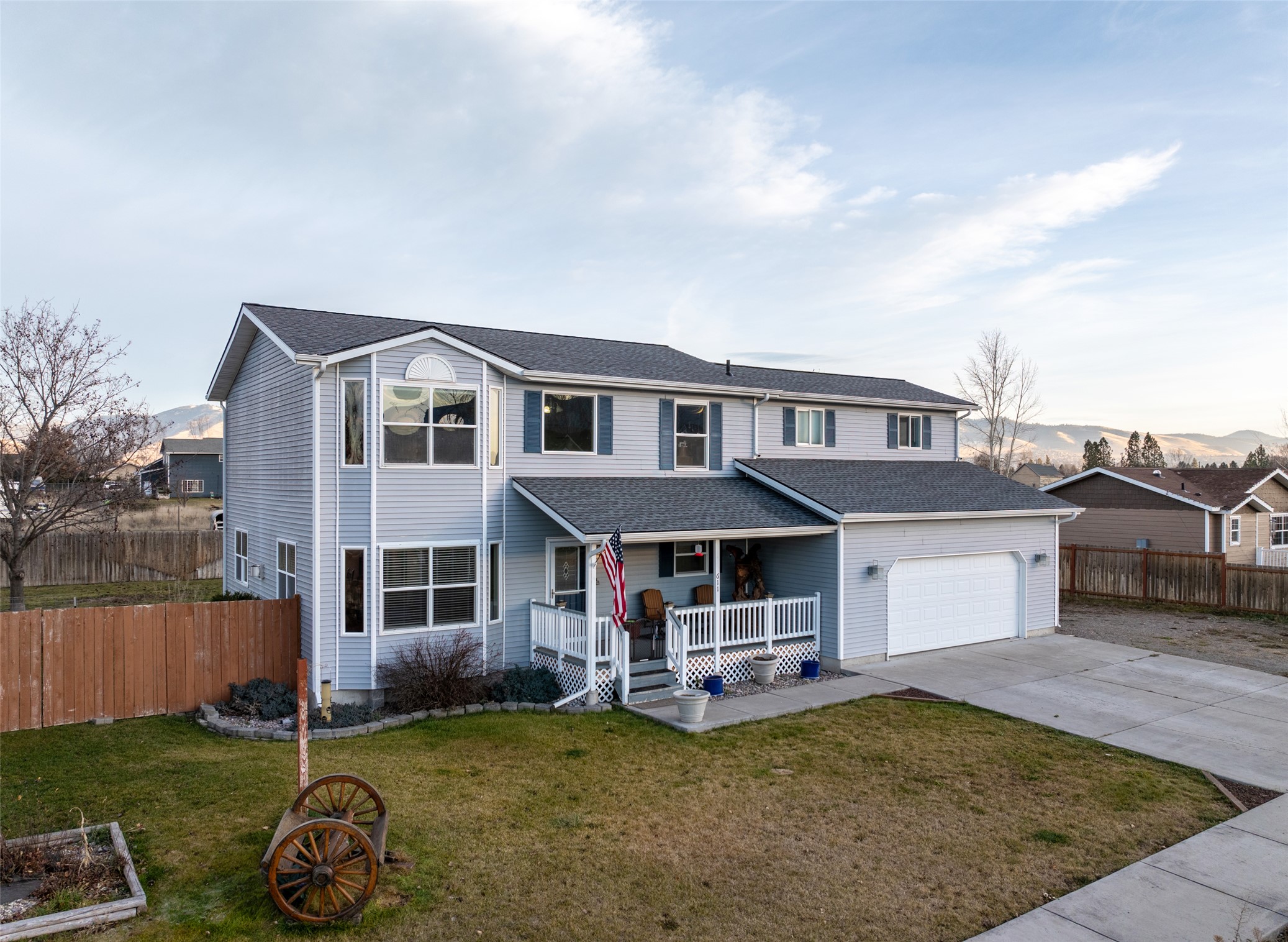 611 Baywood Court Property Photo