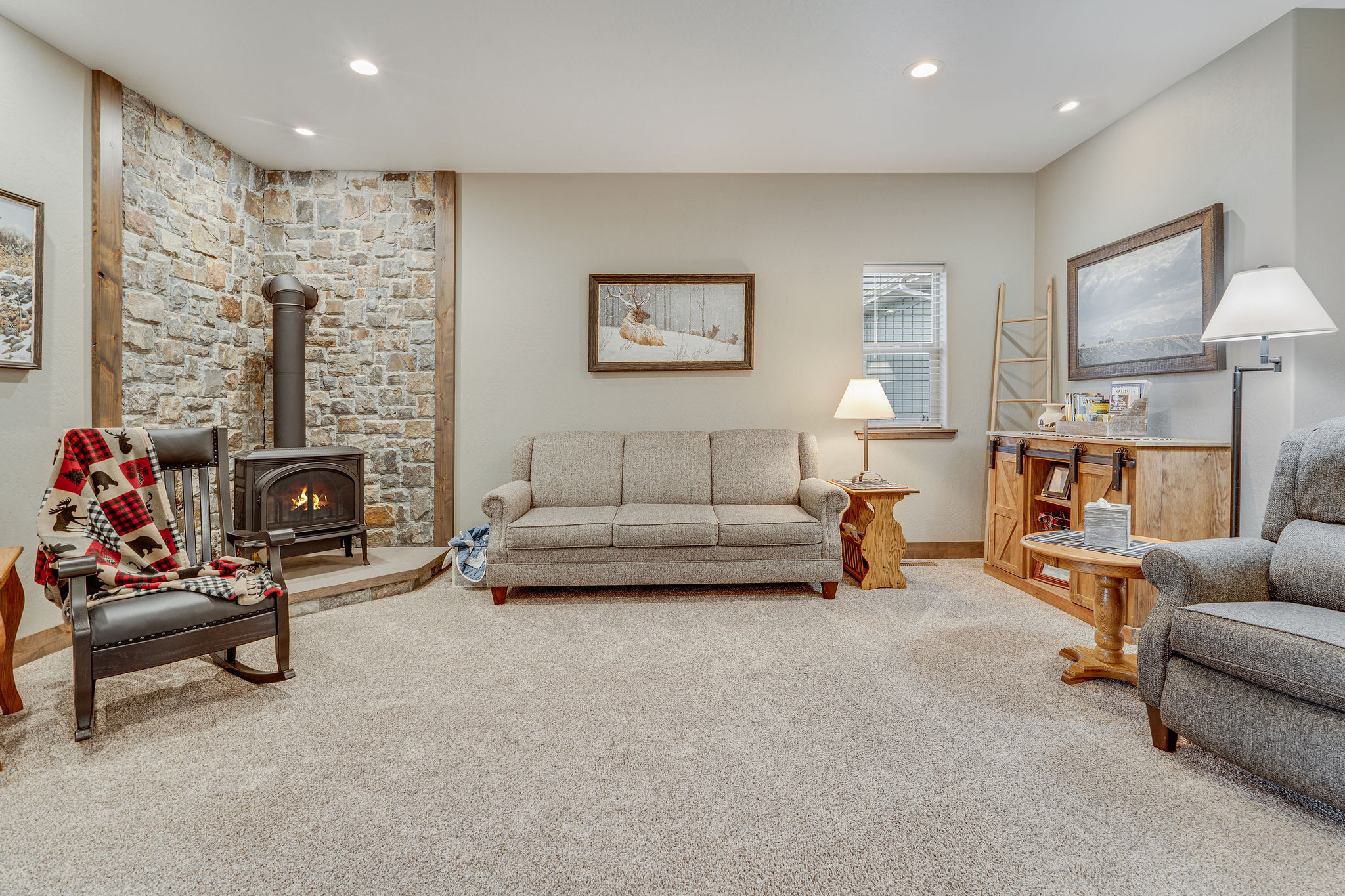 4019 Snowberry Avenue Property Photo 14
