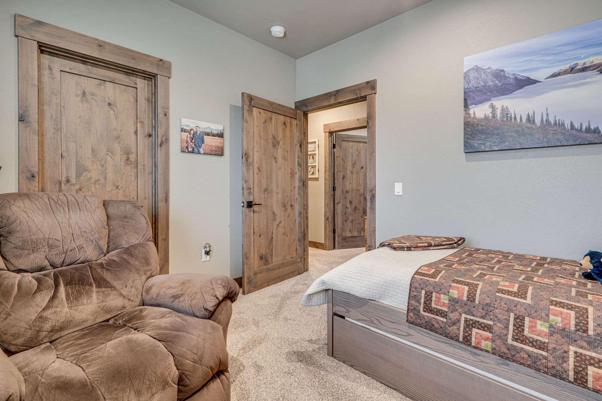4019 Snowberry Avenue Property Photo 42