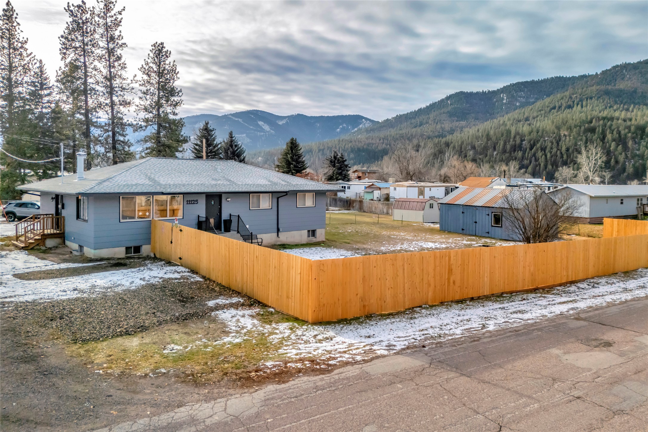 11125 Silver Street Property Photo