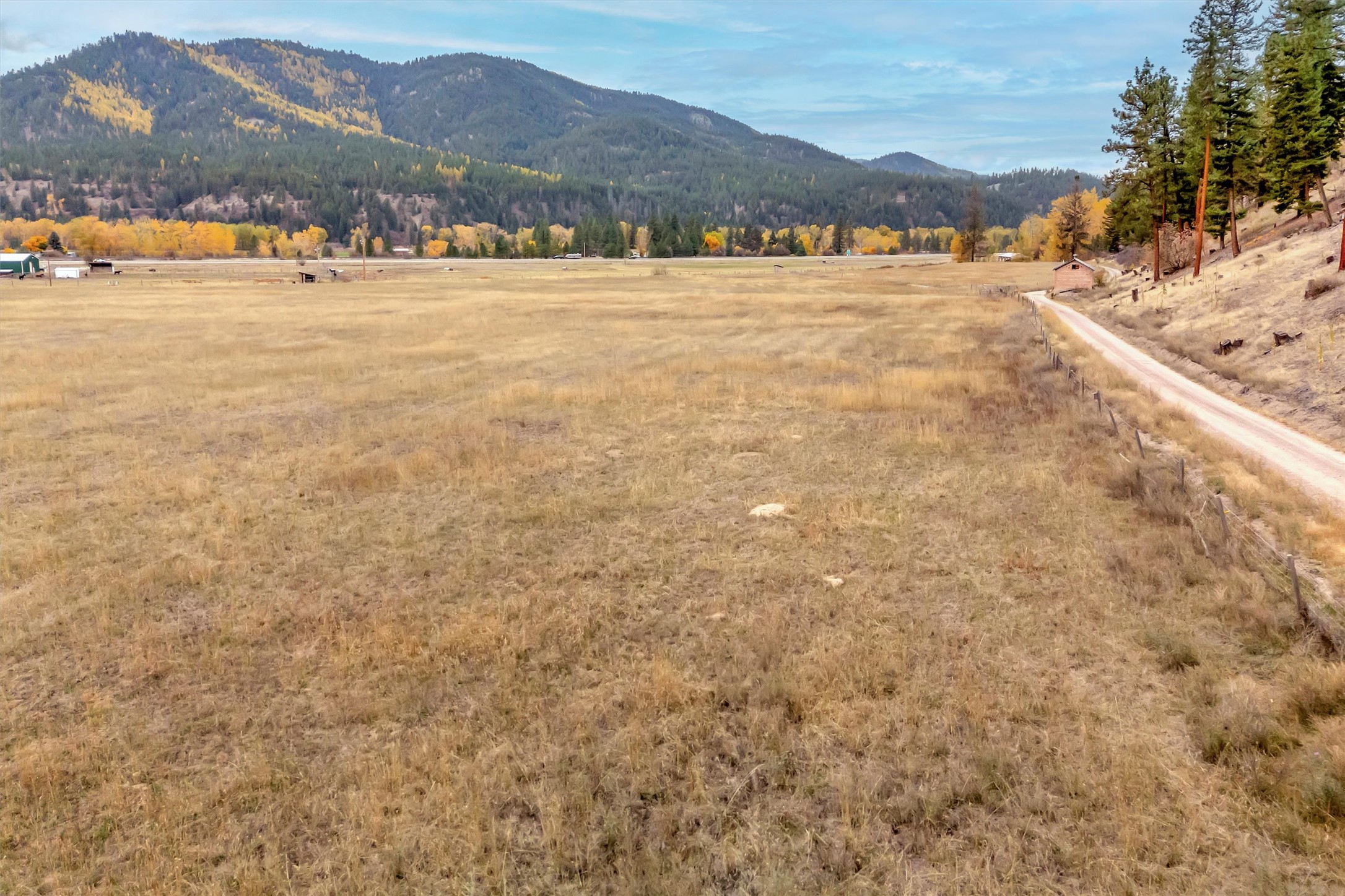Nhn Us Highway 10 E Property Photo 14