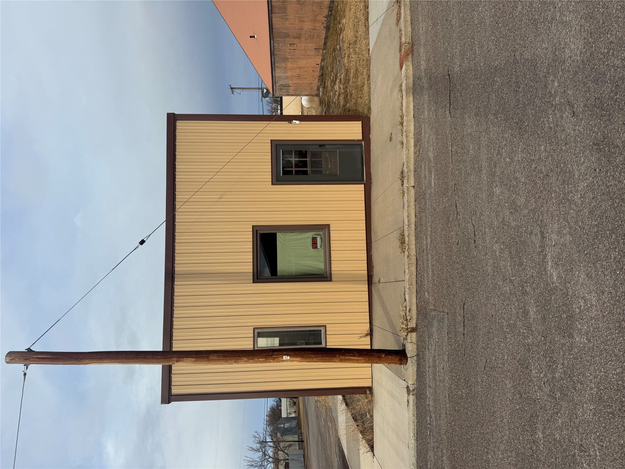 25 Main Street W Property Photo 21