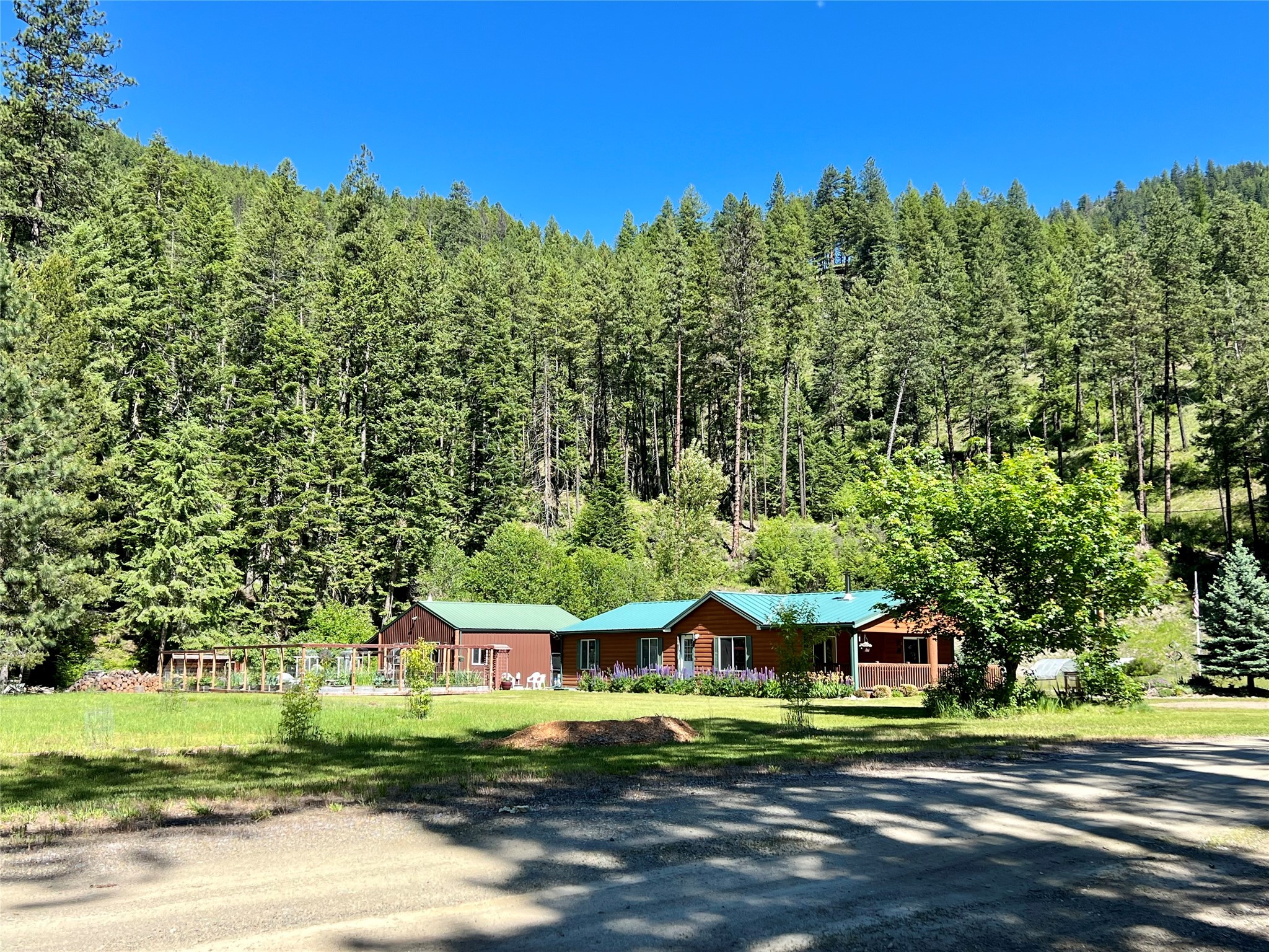 121 Vermilion River Road Property Photo