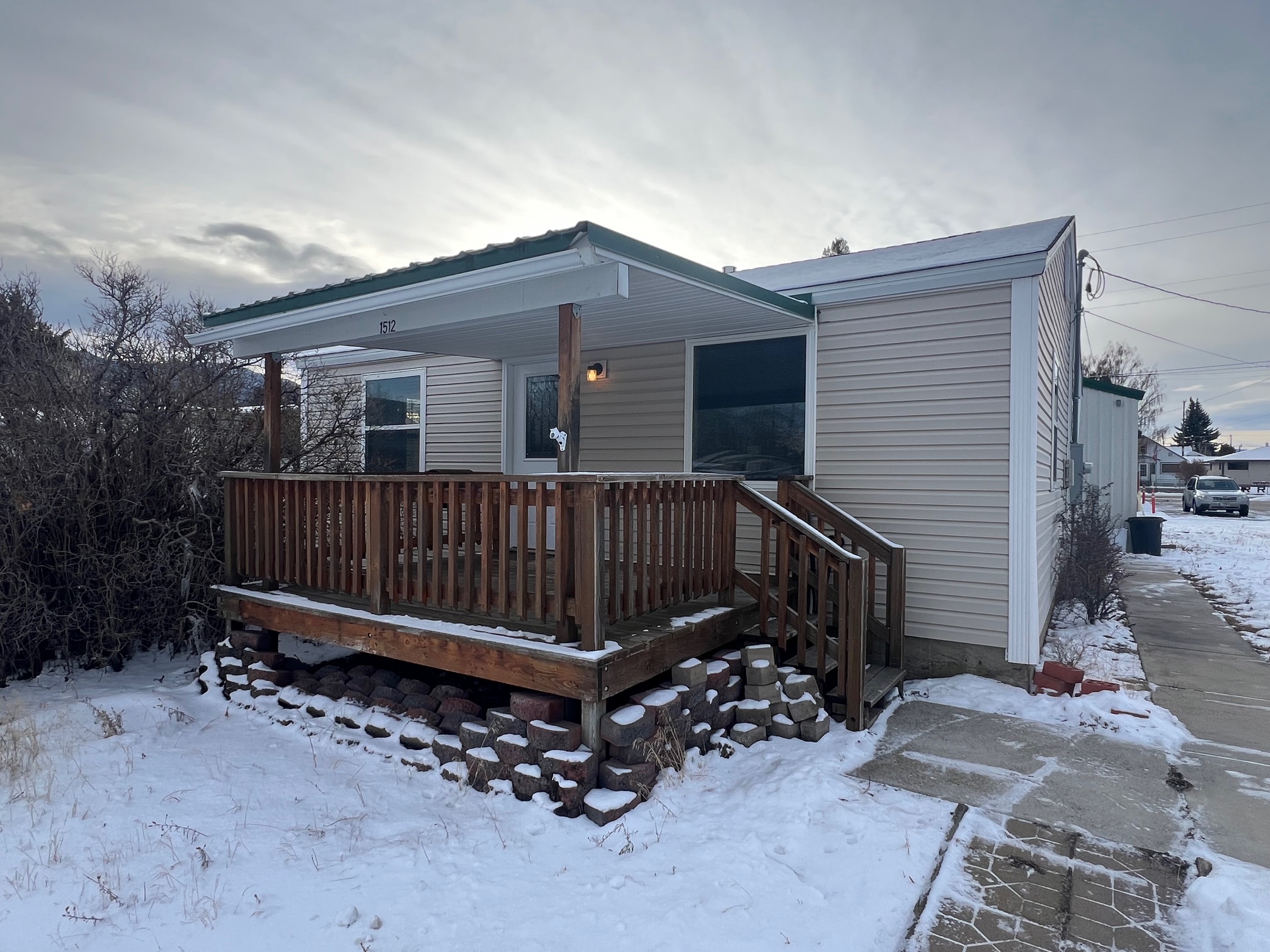 1512 Schley Avenue Property Photo 1