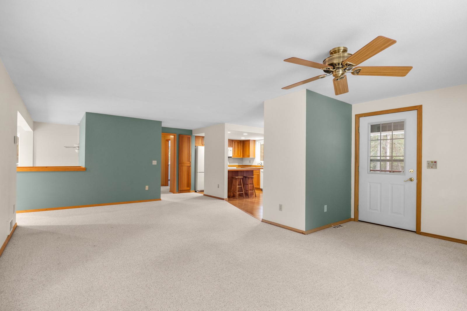 1341 N Prairie View Road Property Photo 17