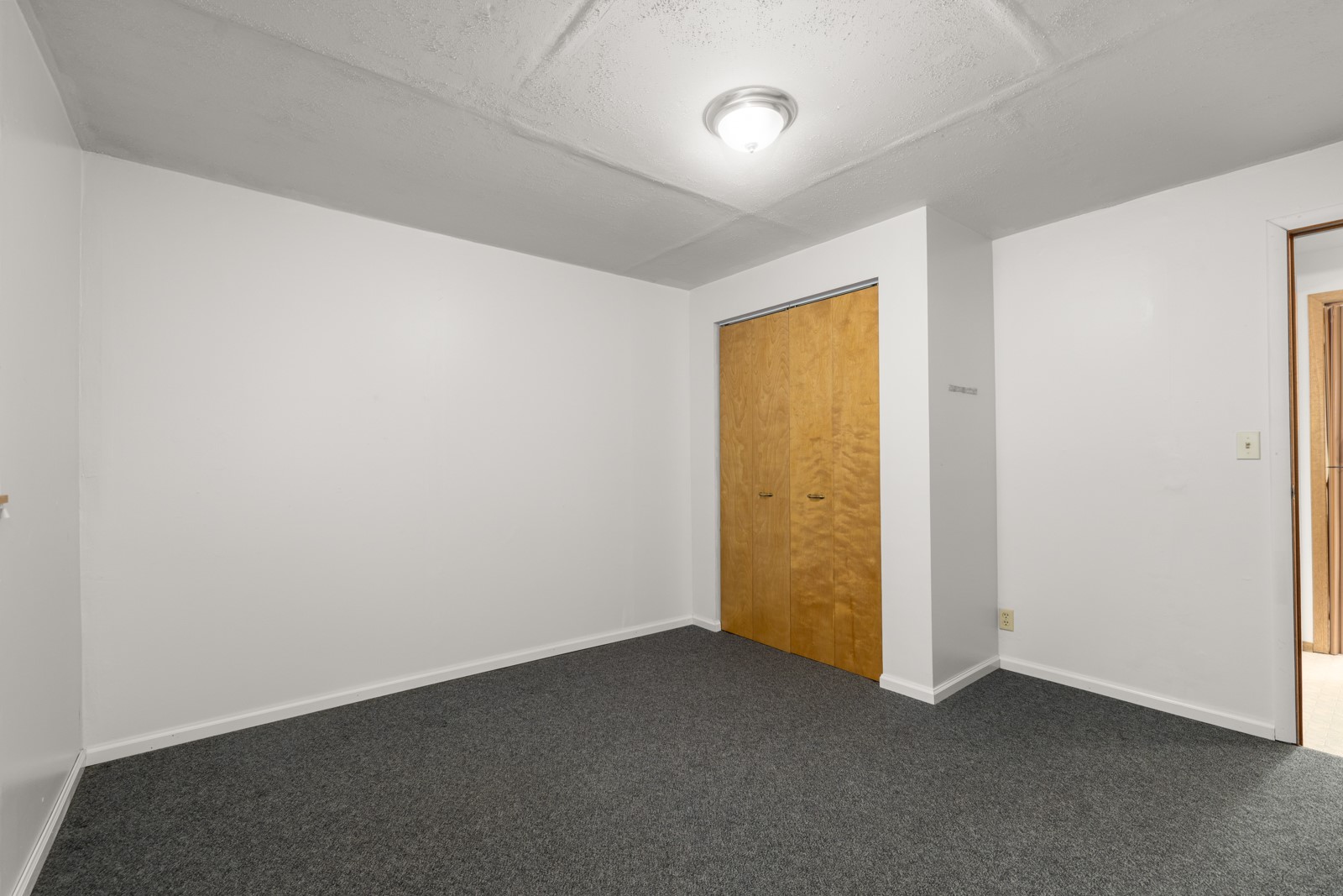 1341 N Prairie View Road Property Photo 40