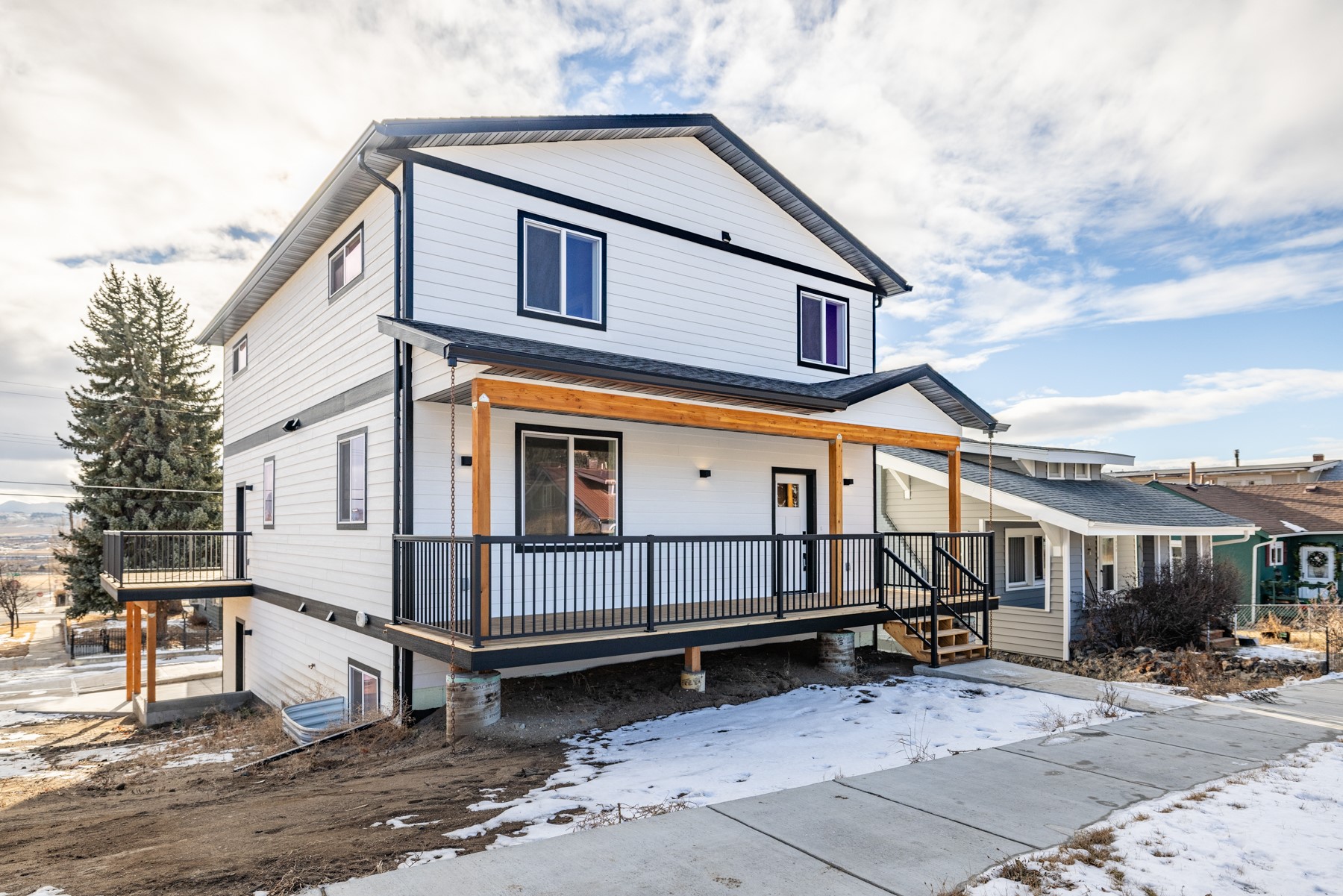 1000 W Porphyry Road Property Photo