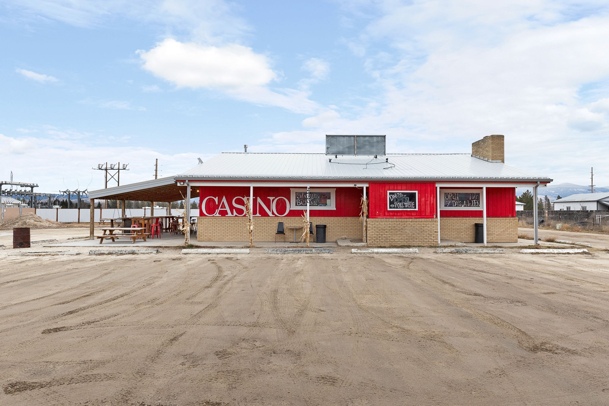 2420 Railroad Avenue Property Photo 1