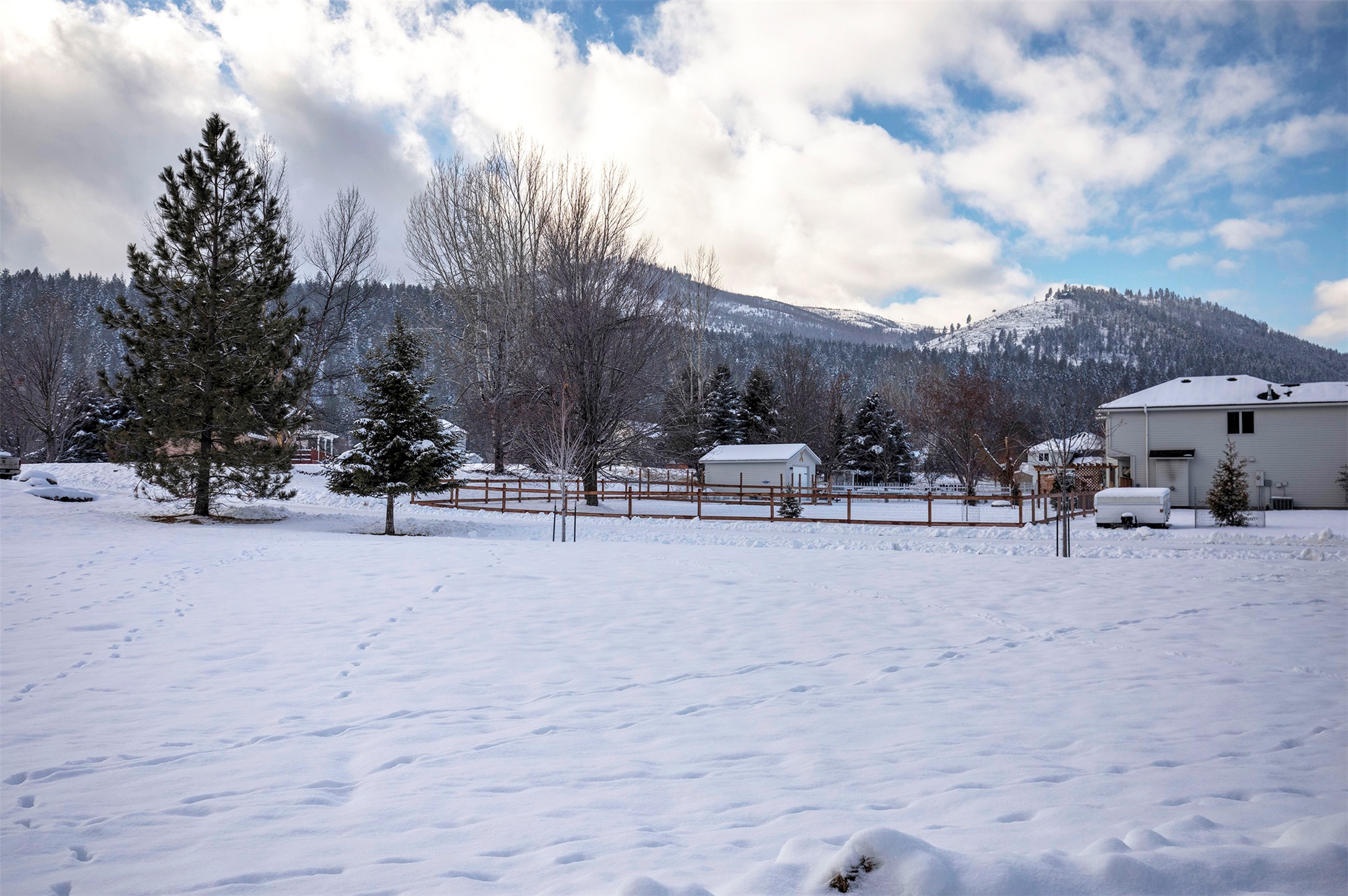 7980 Double Tree Lane Property Photo 11