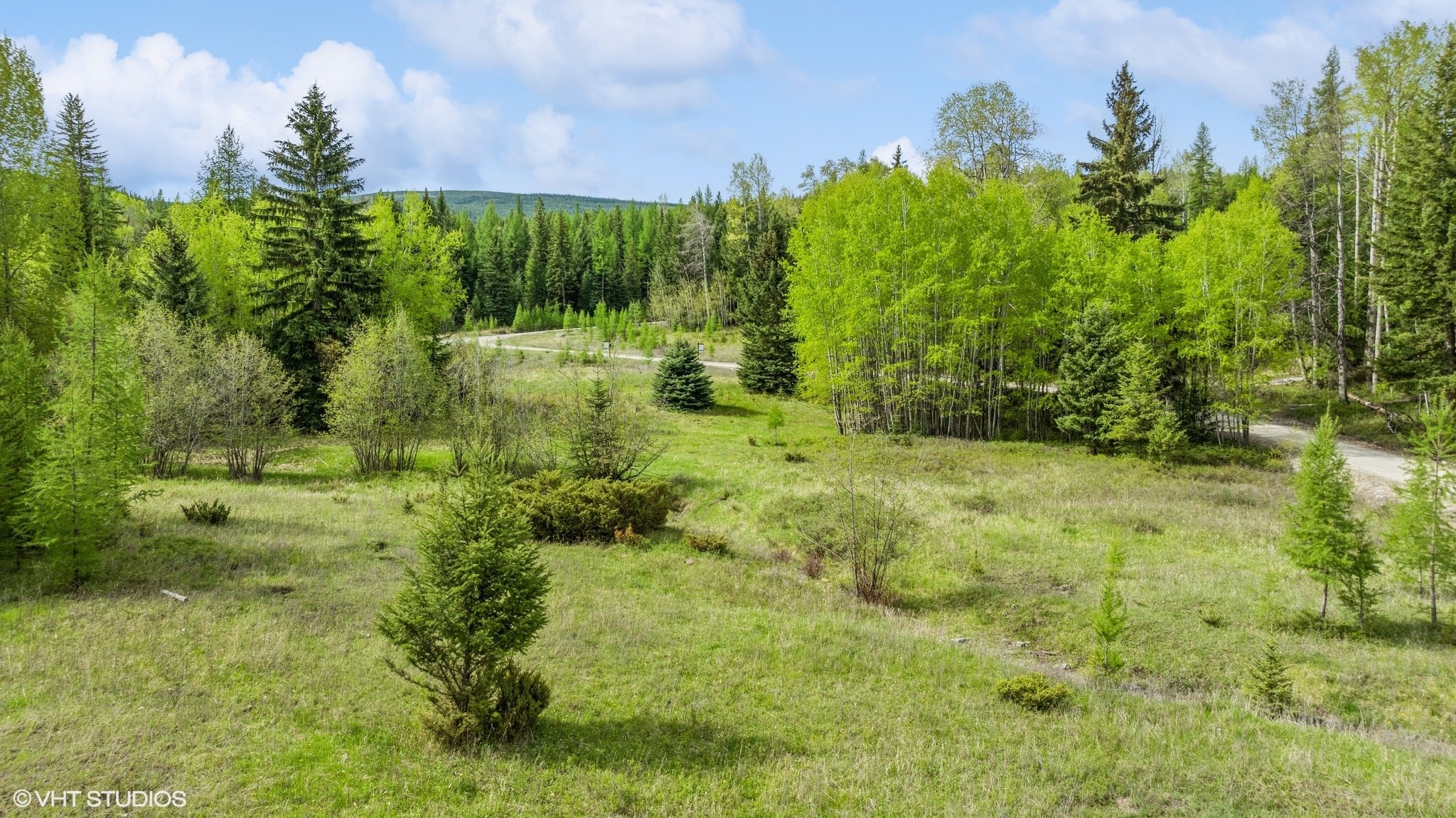 198 & 177 Tamarack Lane Property Photo 14
