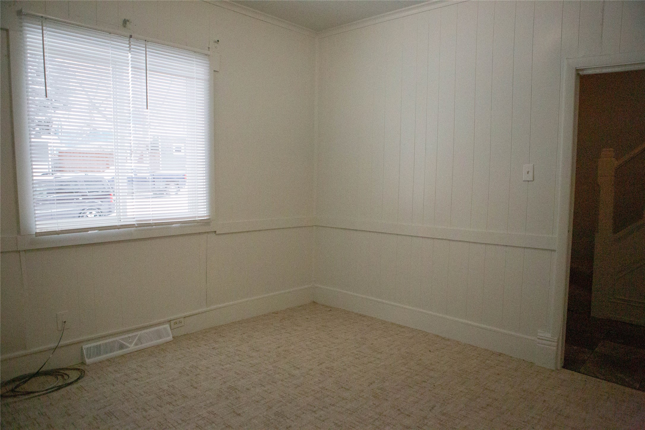 608-610 7th Street N Property Photo 5