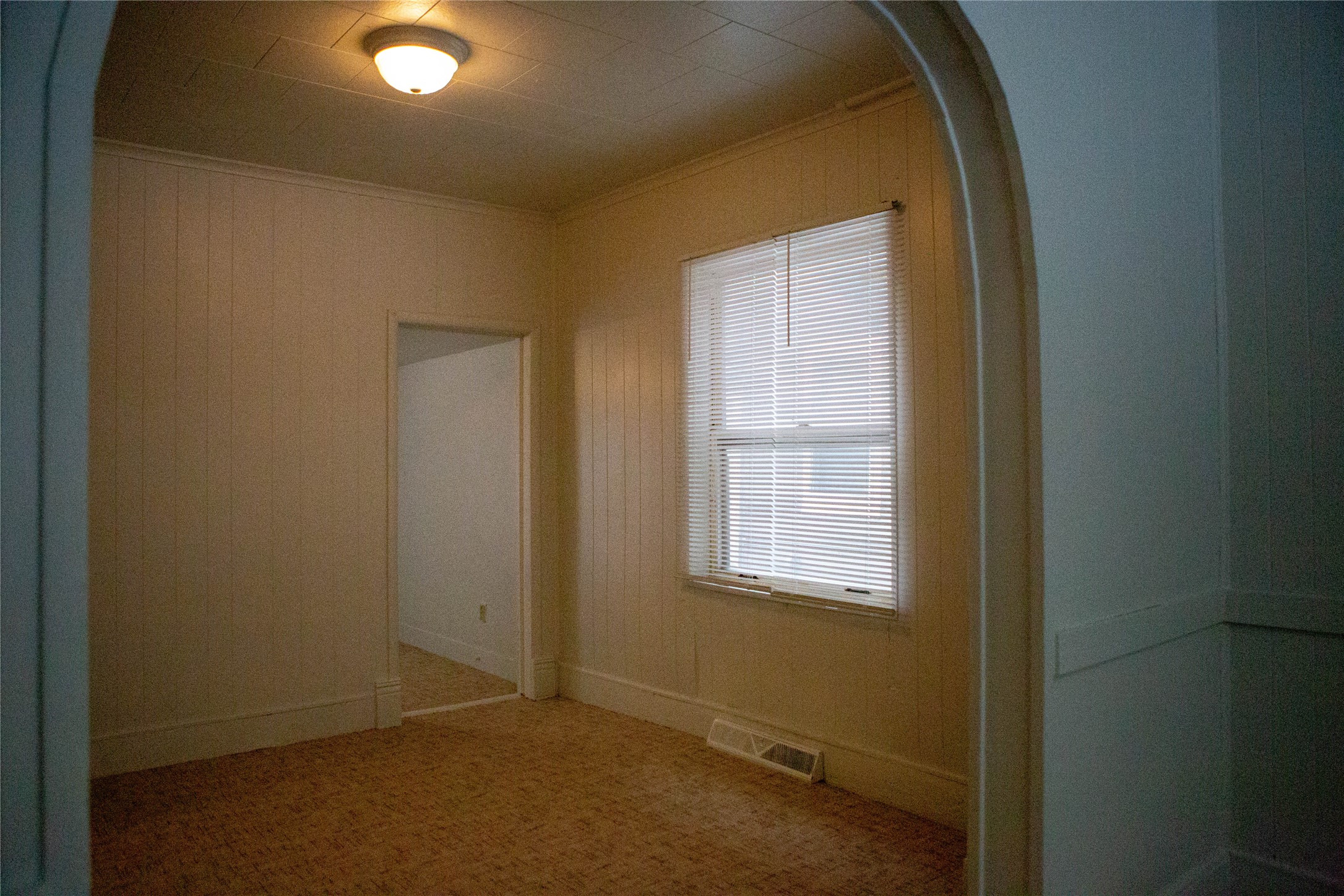 608-610 7th Street N Property Photo 9