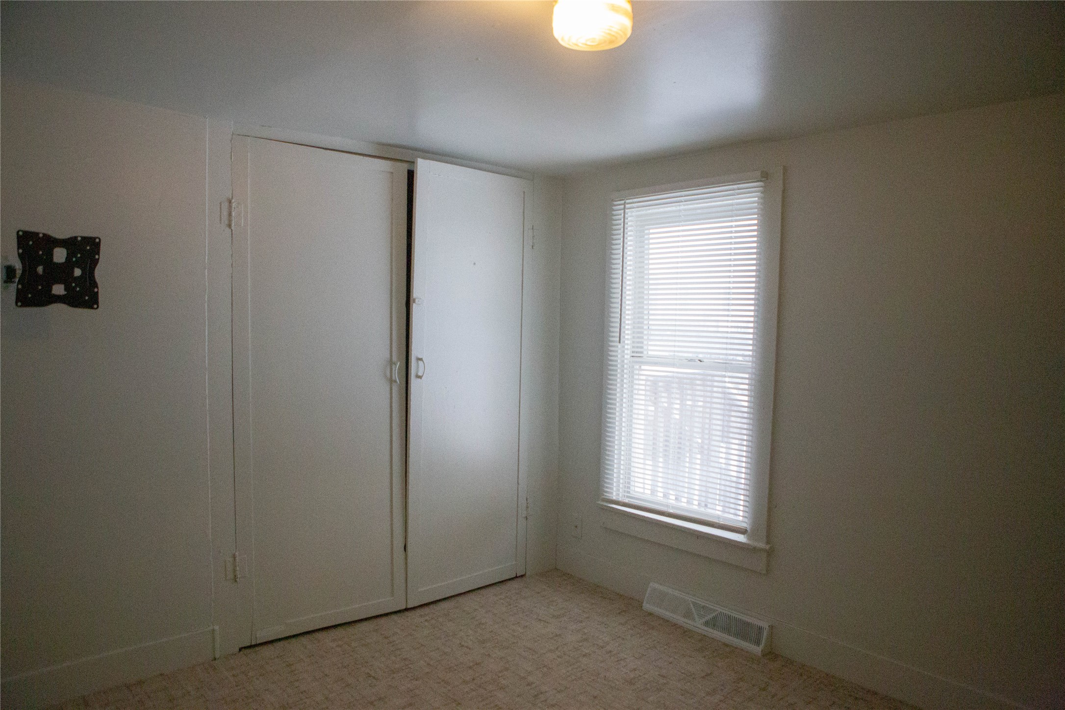 608-610 7th Street N Property Photo 12