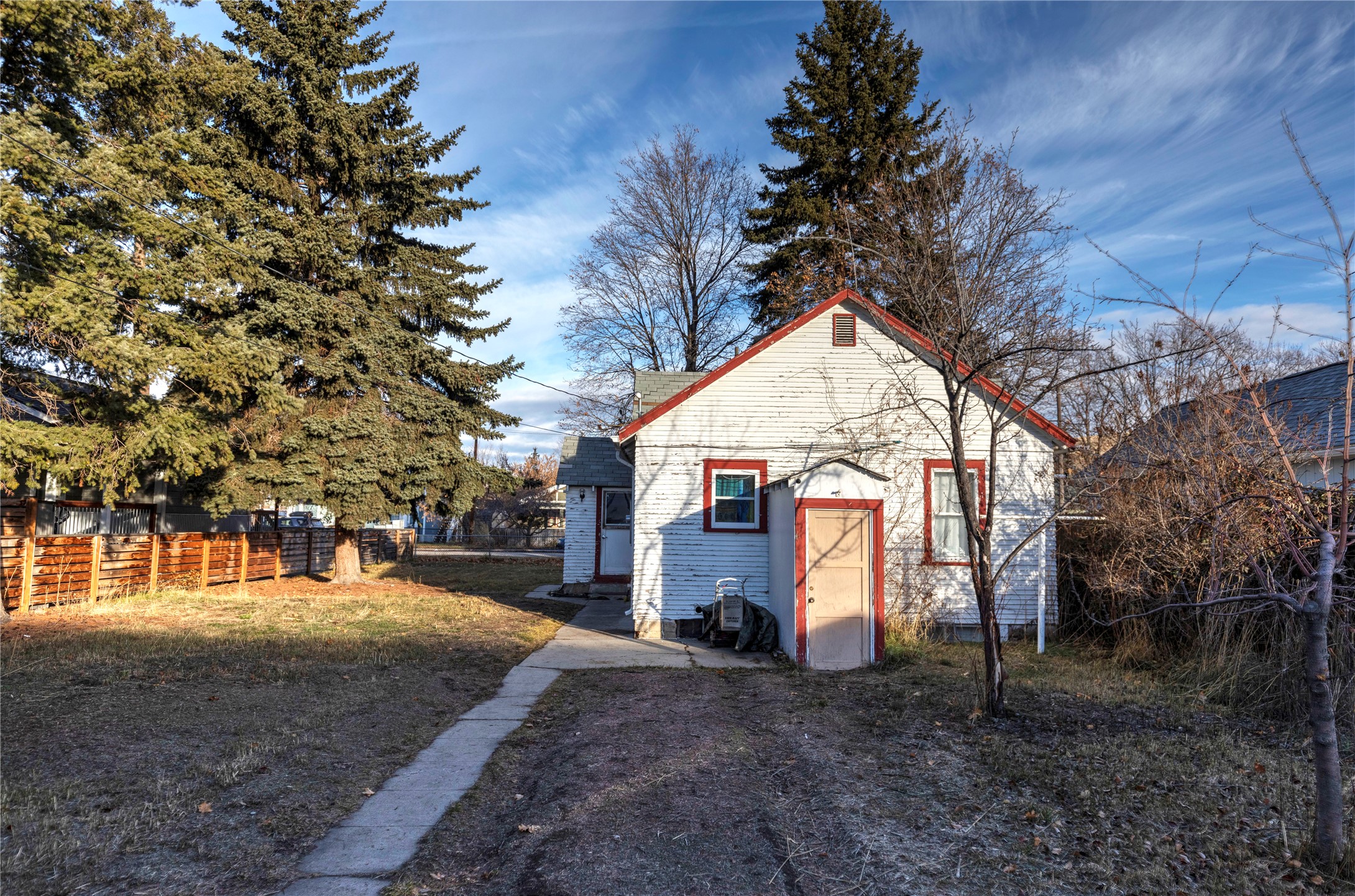 1019 Stoddard Street Property Photo 4