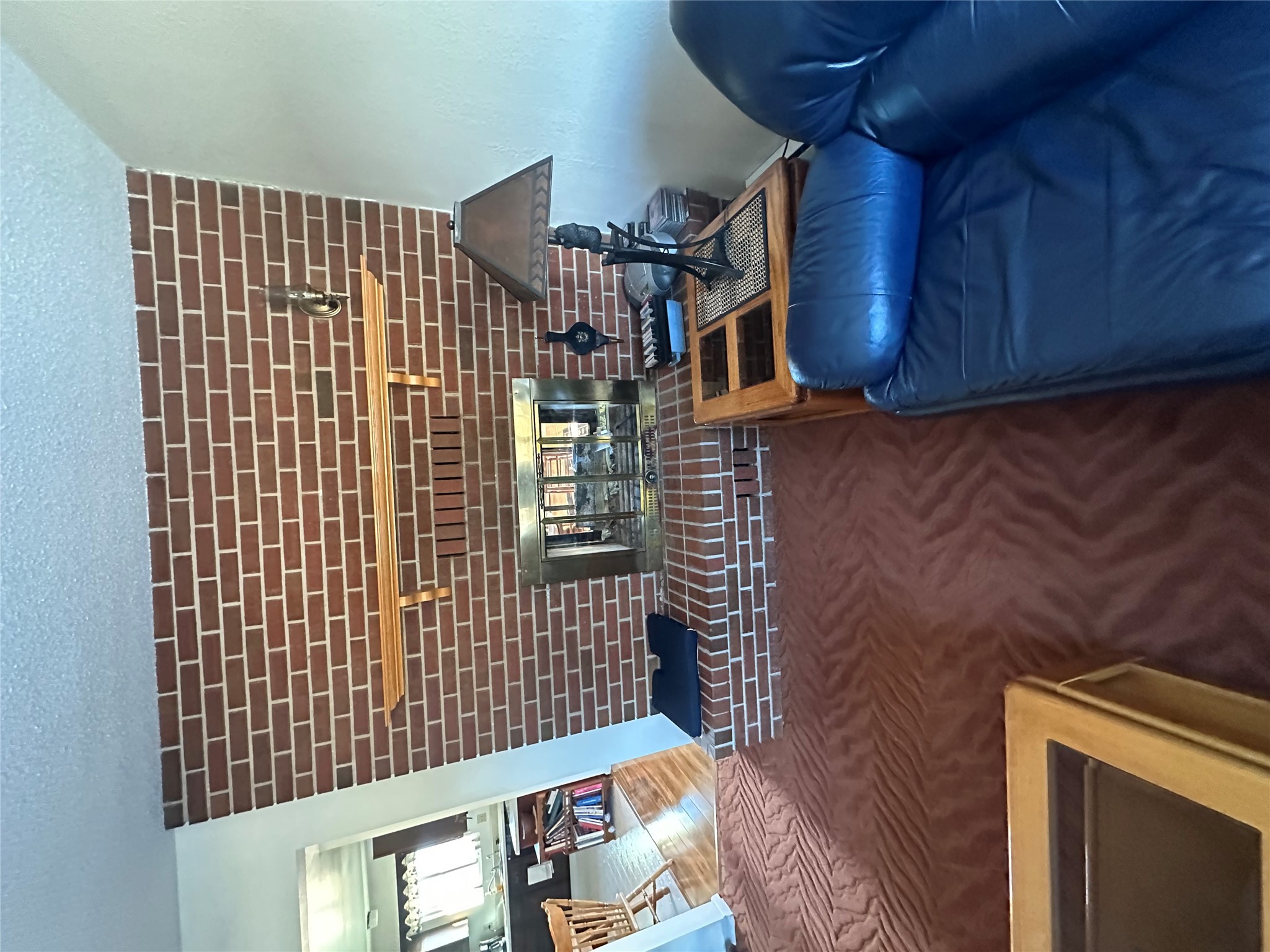 129 Shirley Way Property Photo 6