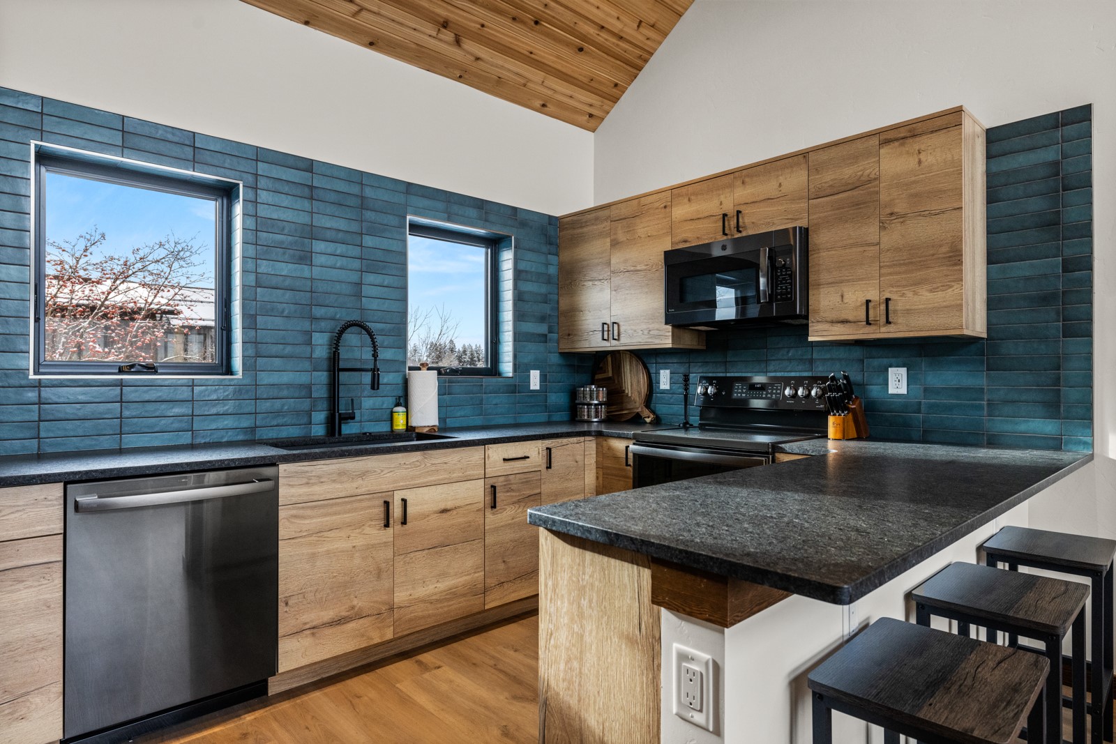 104 Obrien Avenue C Property Photo 8