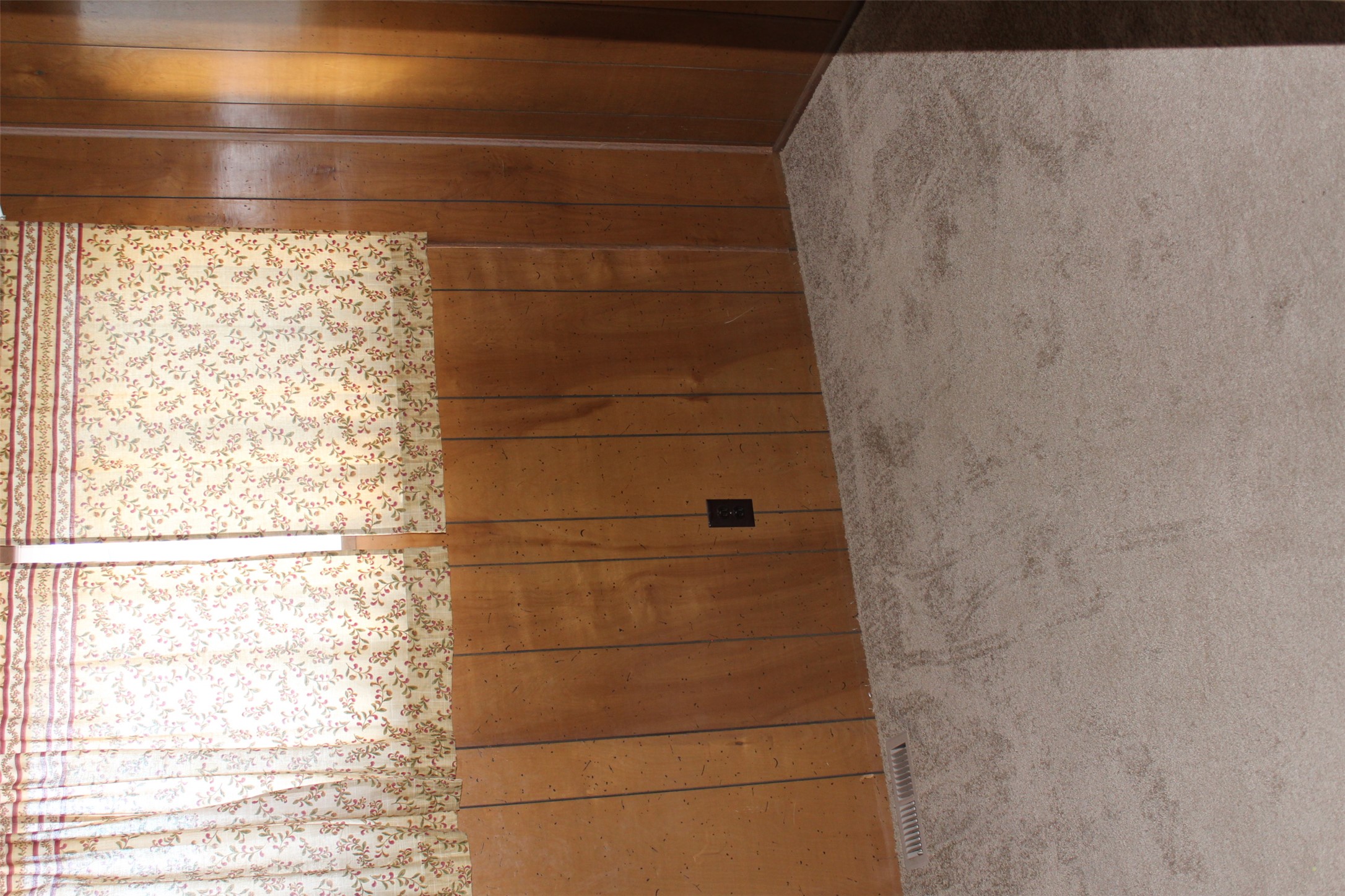 3819 Poker Flats Road Property Photo 13