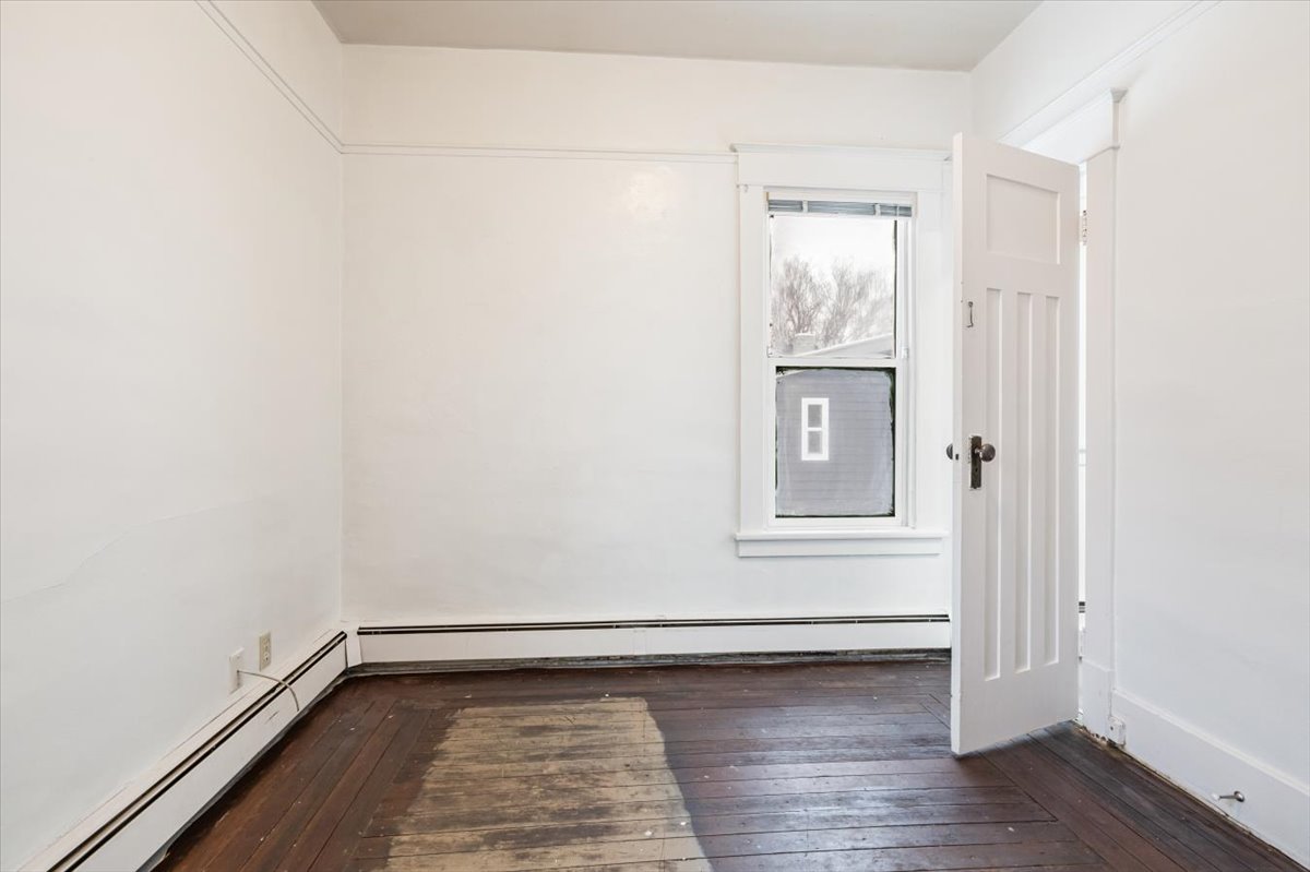 105 Fourth Street Property Photo 18