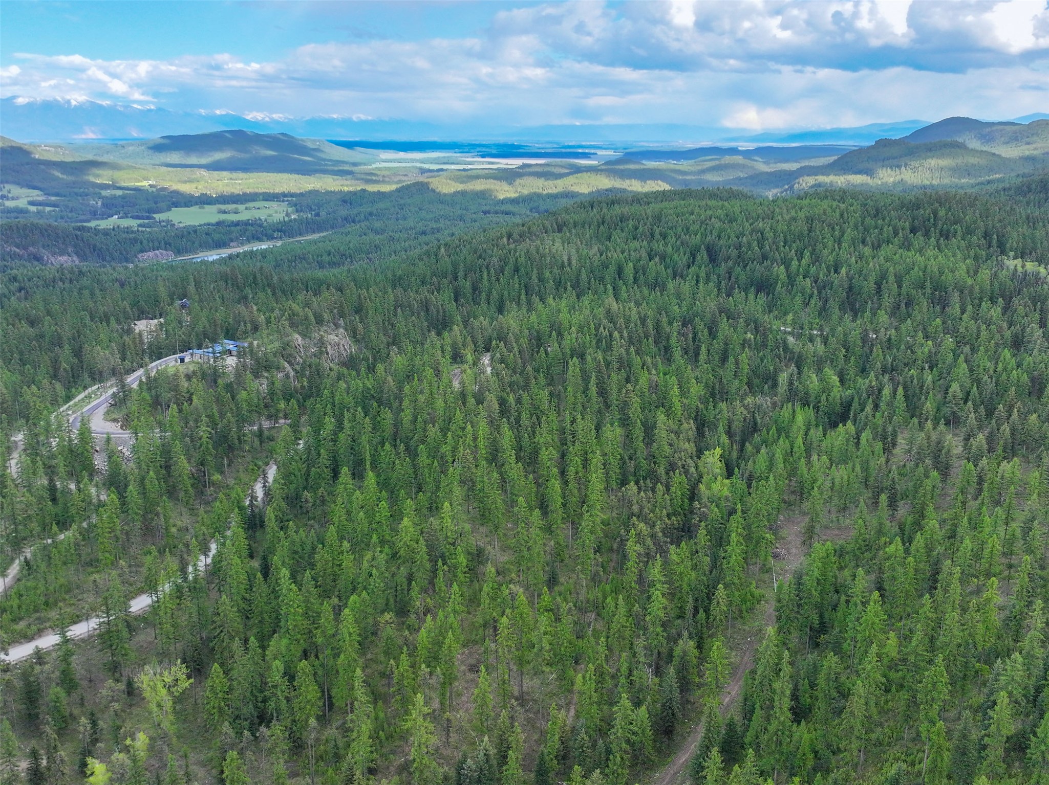 2290 Mountain Home Road Property Photo 1