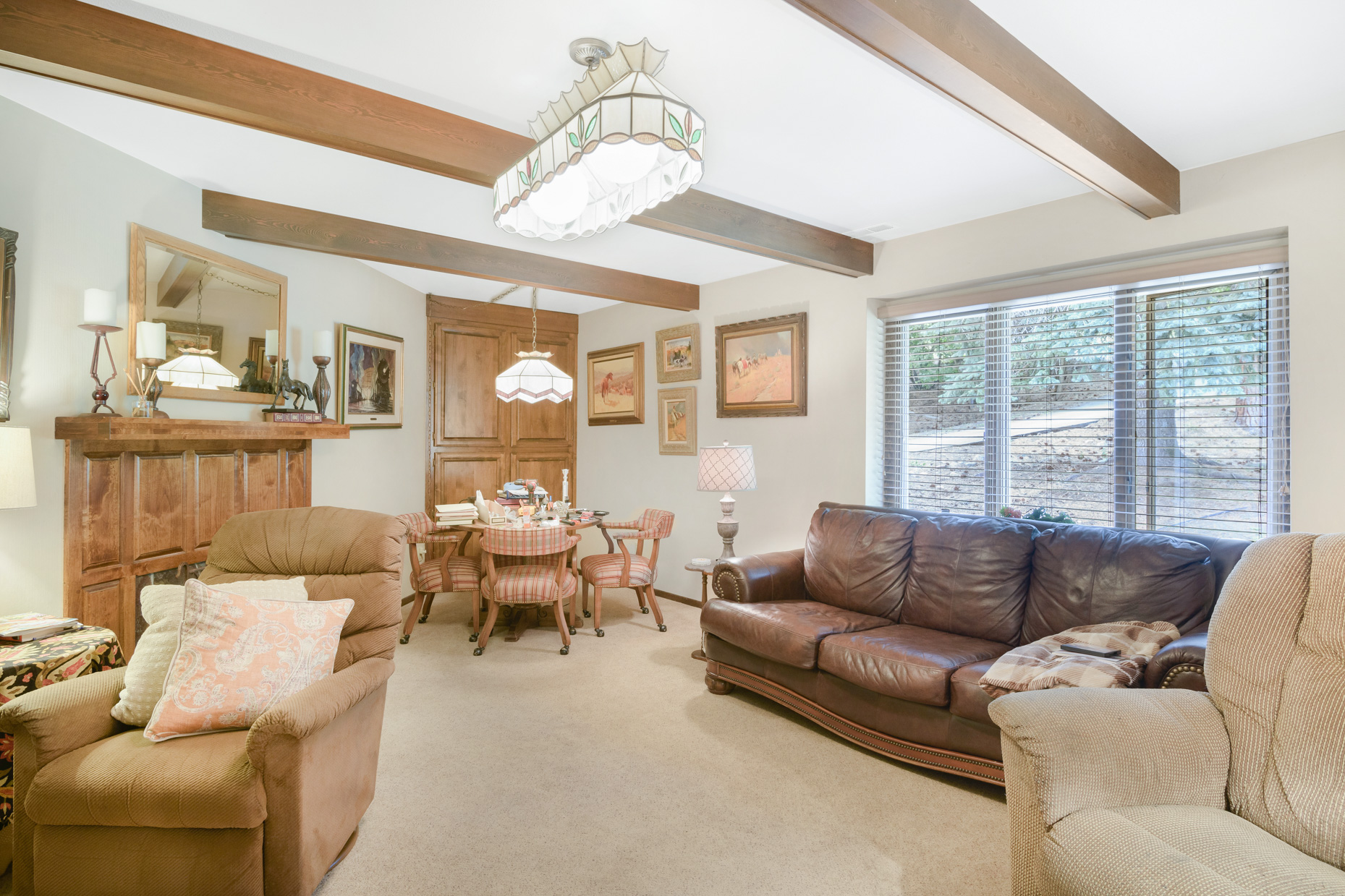 1616 Greenough Drive W Property Photo 7