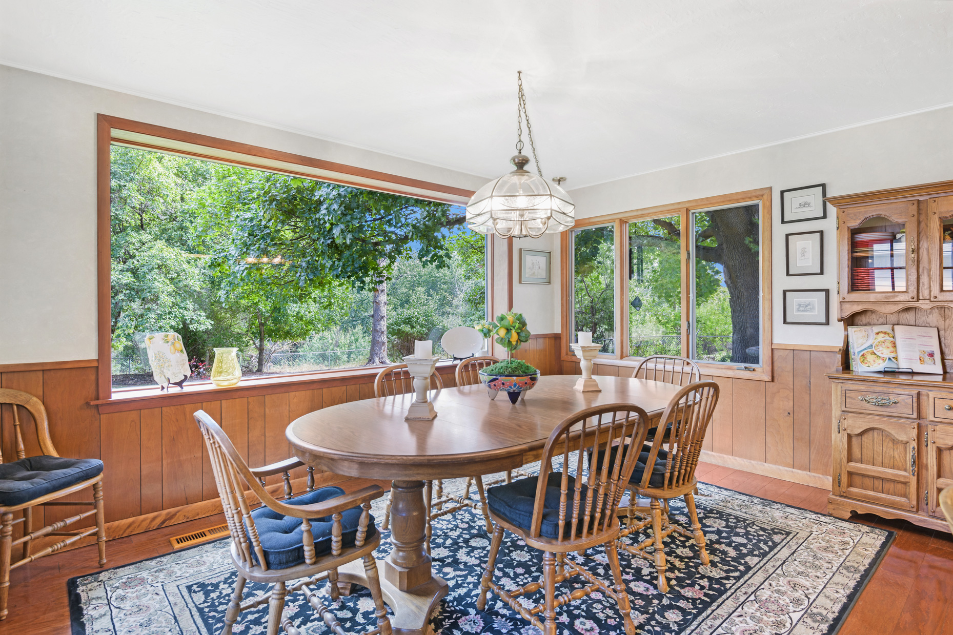 1616 Greenough Drive W Property Photo 18