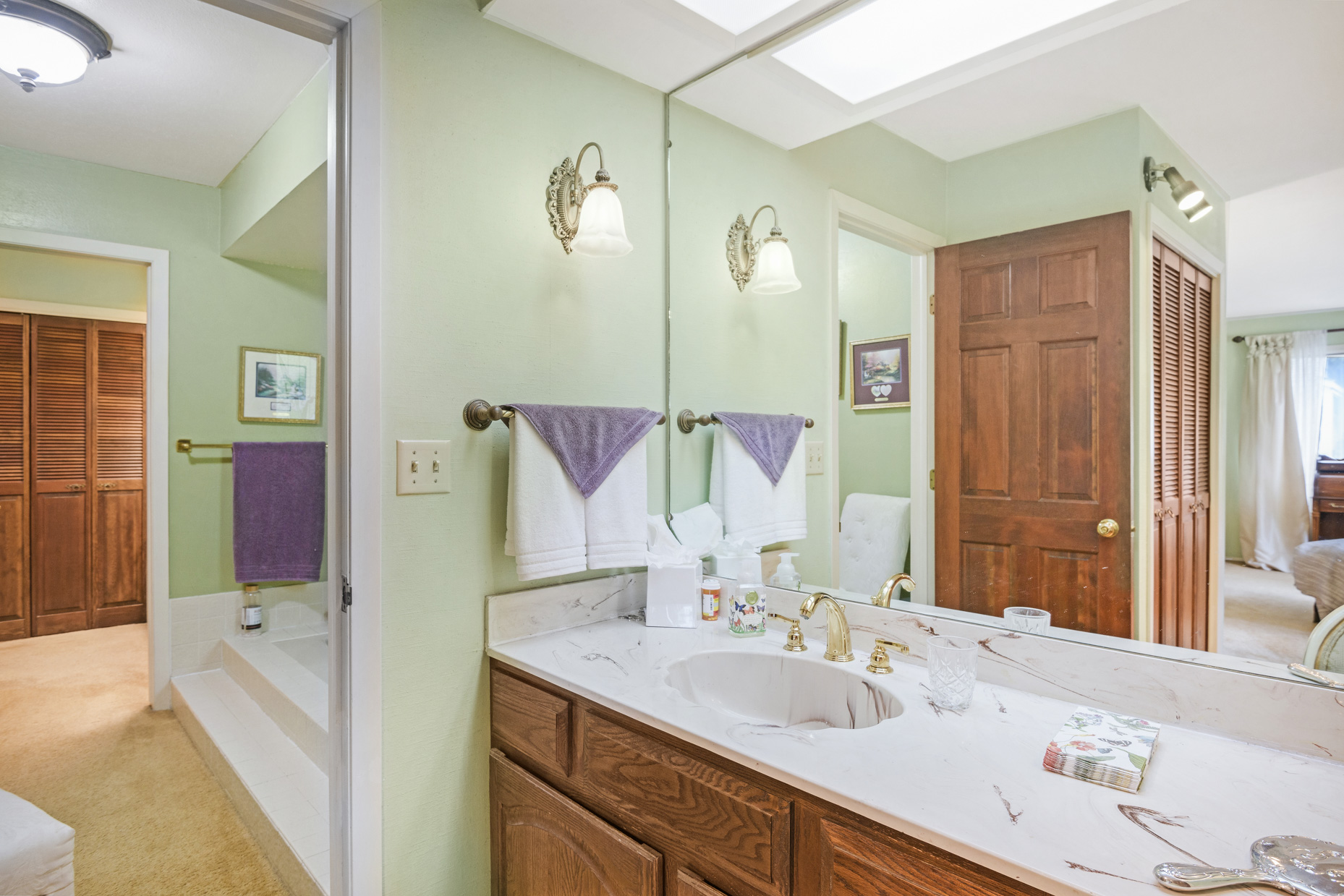 1616 Greenough Drive W Property Photo 25