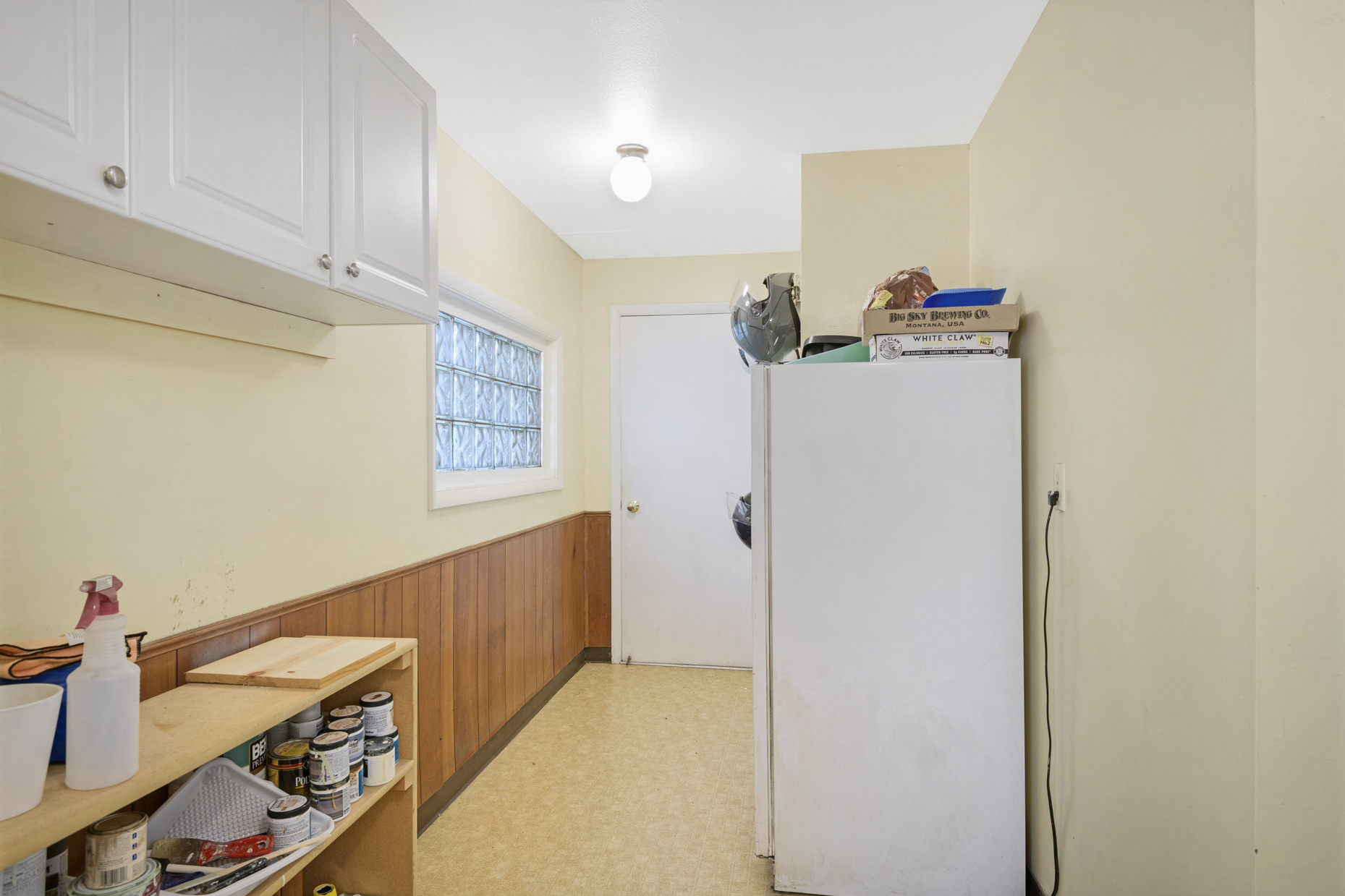 1616 Greenough Drive W Property Photo 35