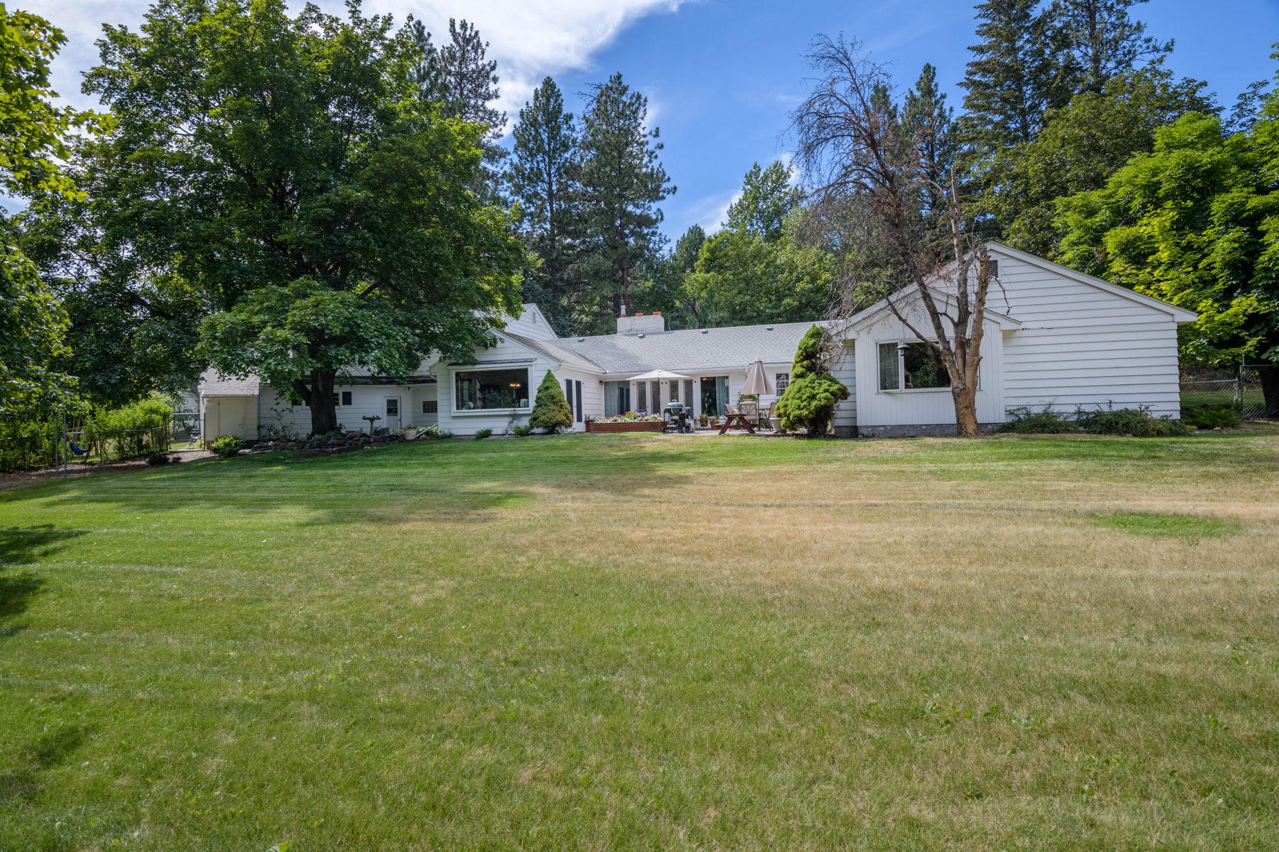 1616 Greenough Drive W Property Photo 51