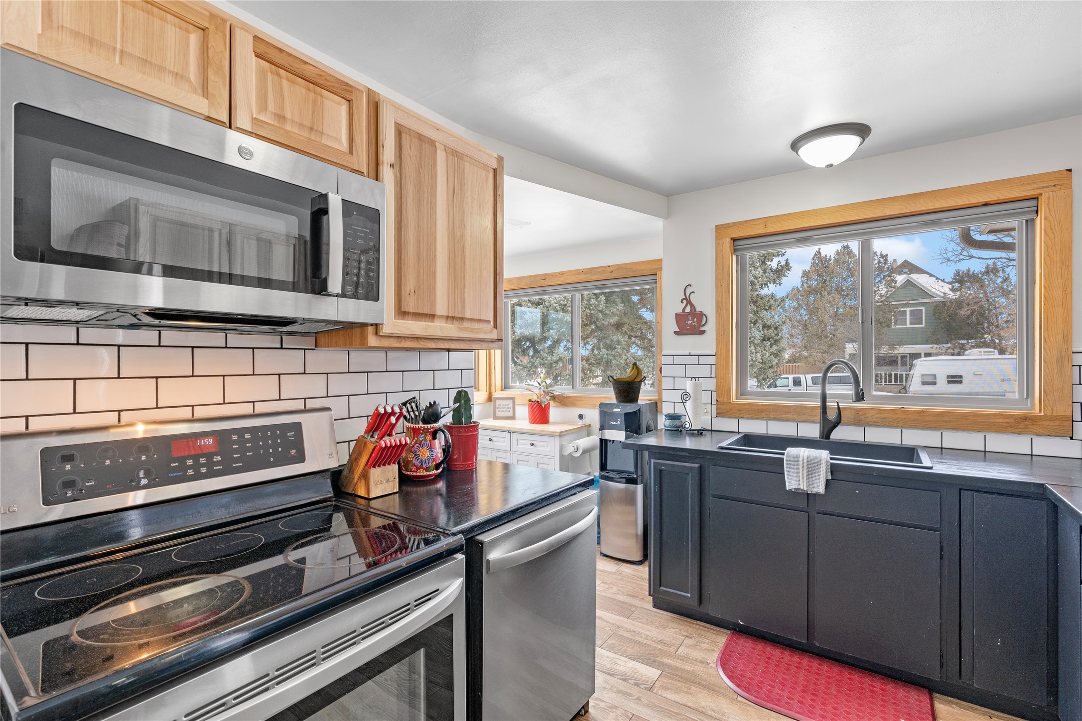 207 N Walnut Street Property Photo 1