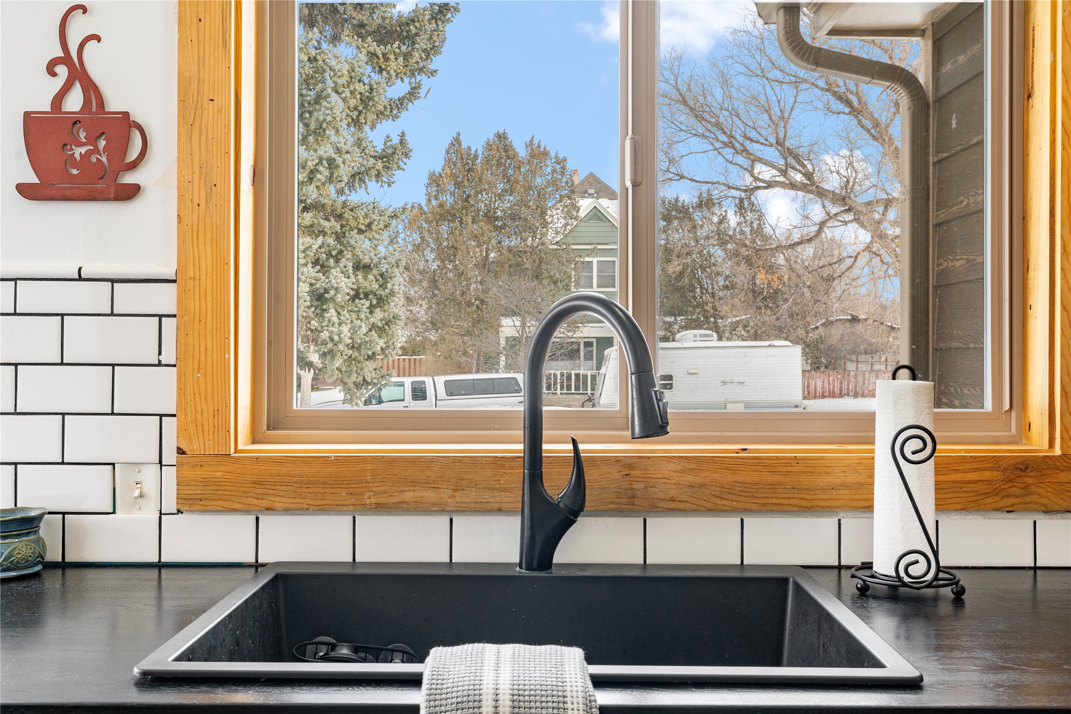 207 N Walnut Street Property Photo 4