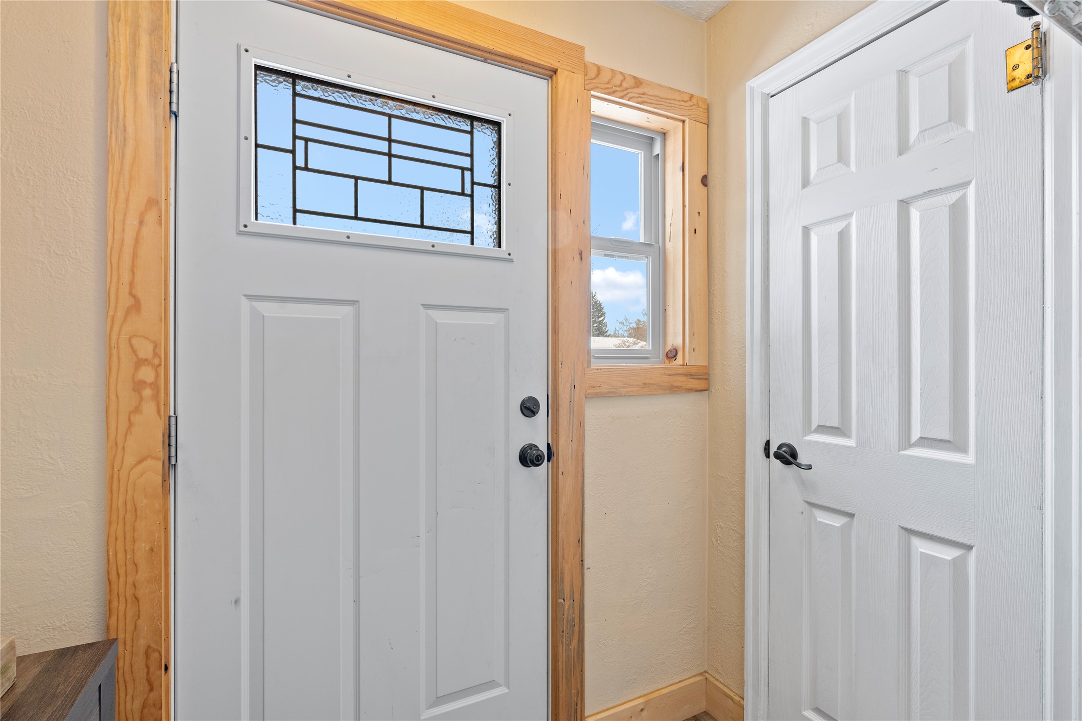 207 N Walnut Street Property Photo 6