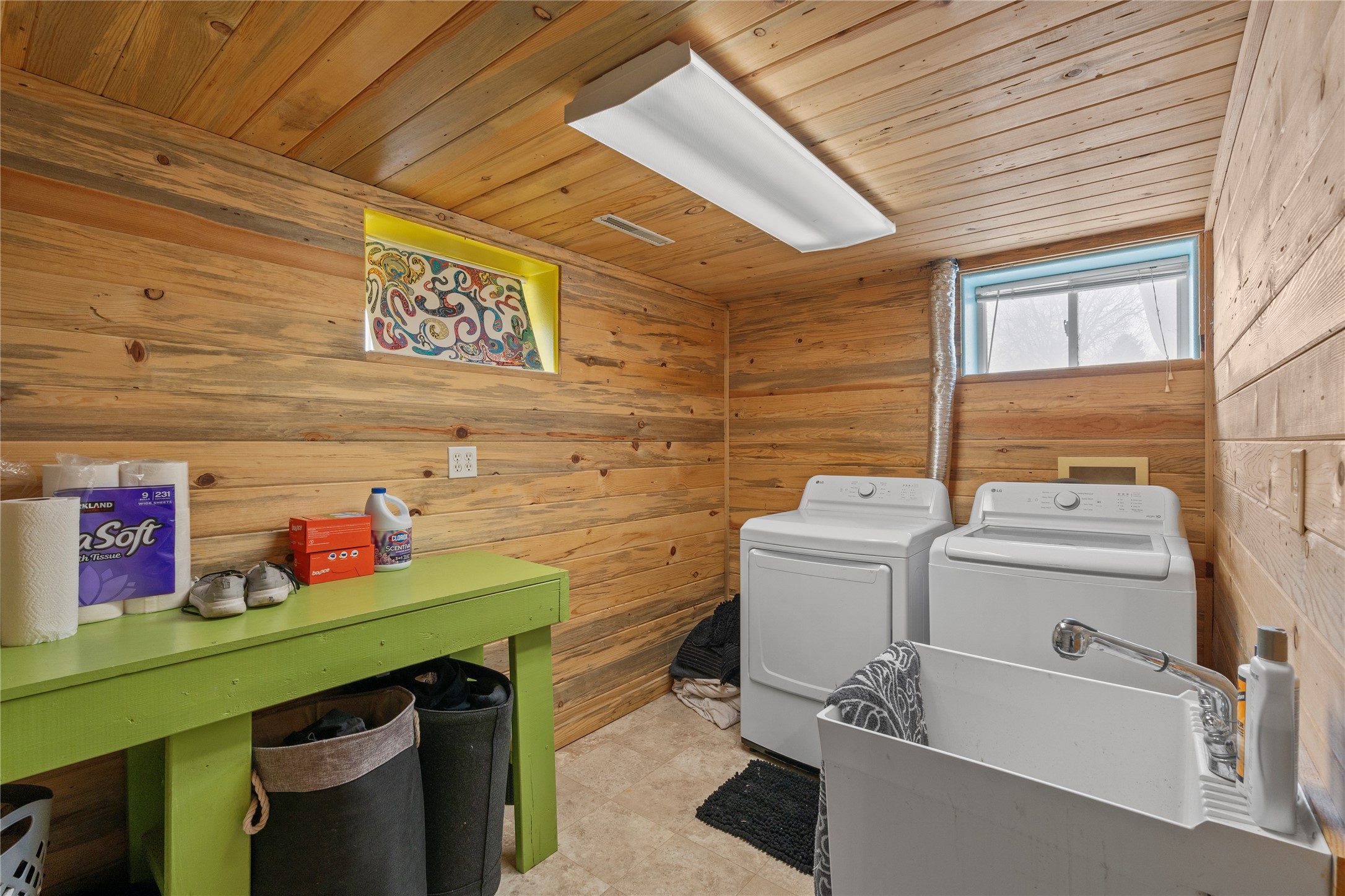 207 N Walnut Street Property Photo 30