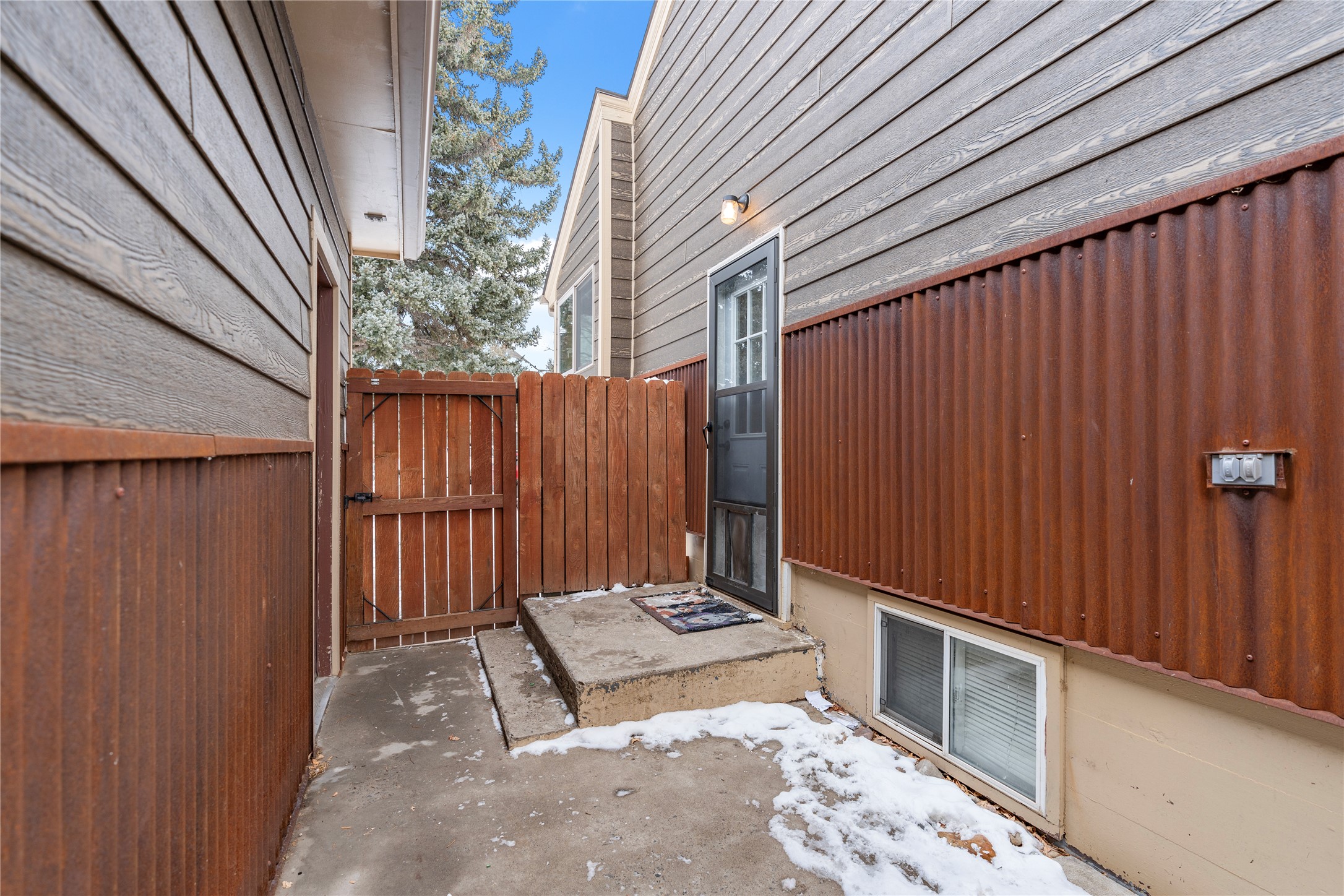 207 N Walnut Street Property Photo 64