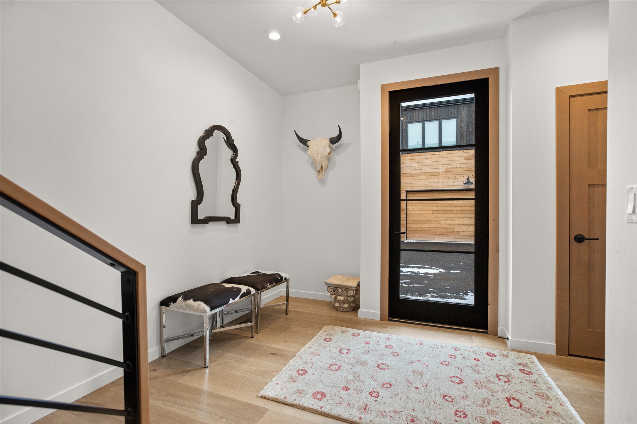 124 W Second Street B Property Photo 6