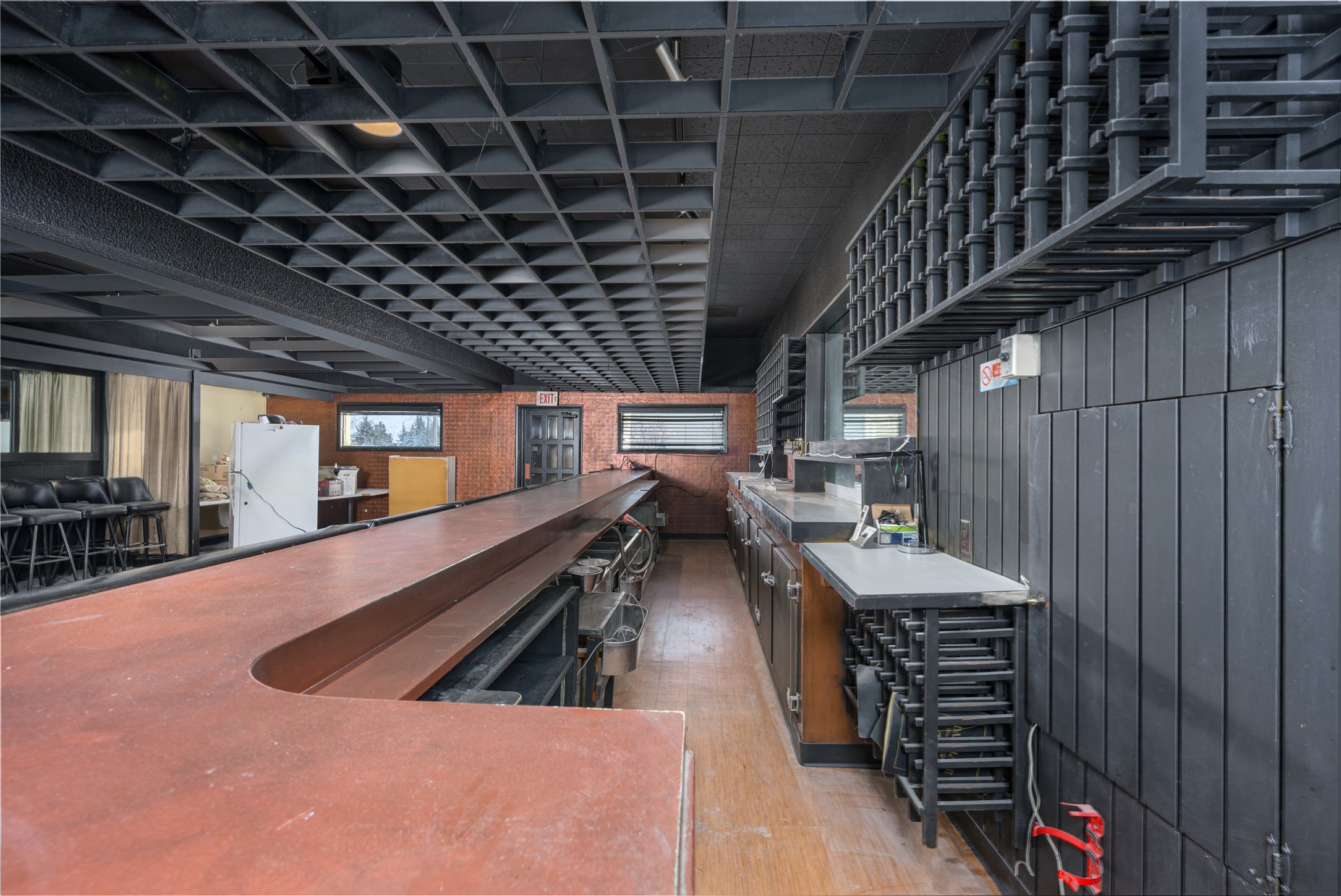 1300 E Commercial Avenue Property Photo 11