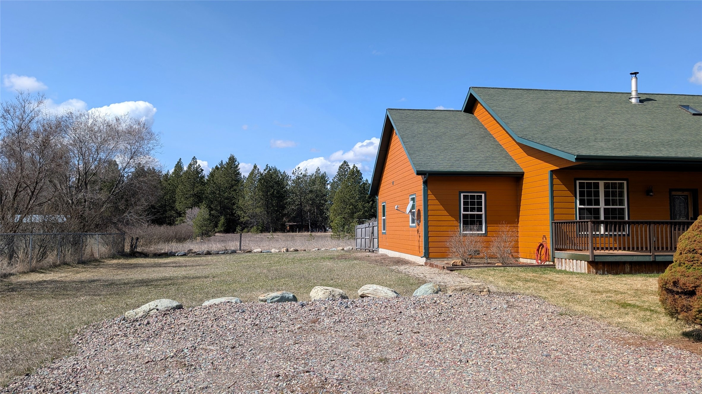 926 Jensen Road Property Photo 14