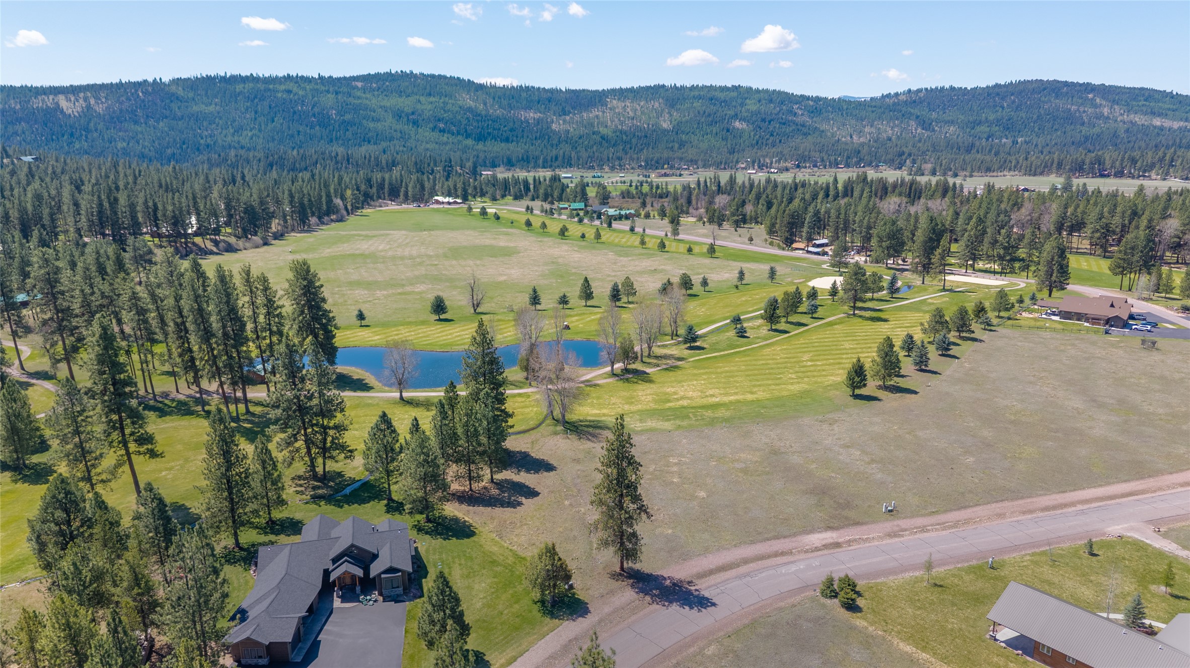 Nhn Golf View Drive Property Photo 6