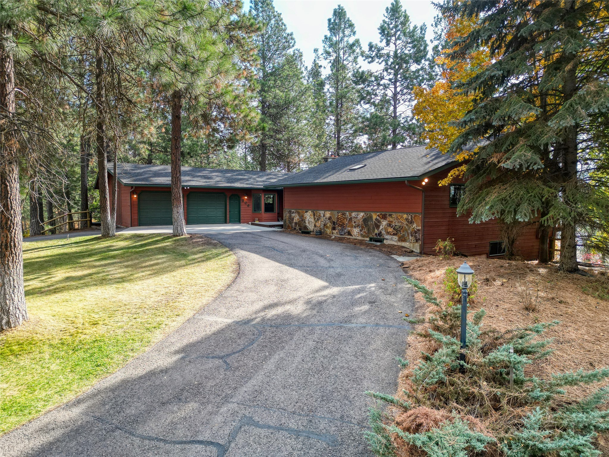 306 Ponderosa Lane Property Photo 8