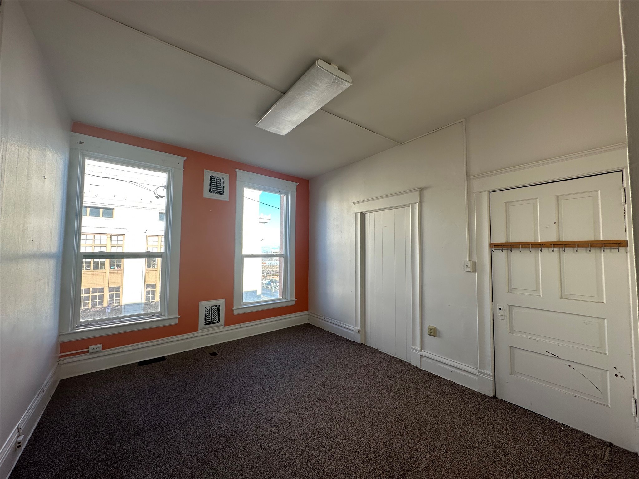 107 W Lawrence Street Various Property Photo 2