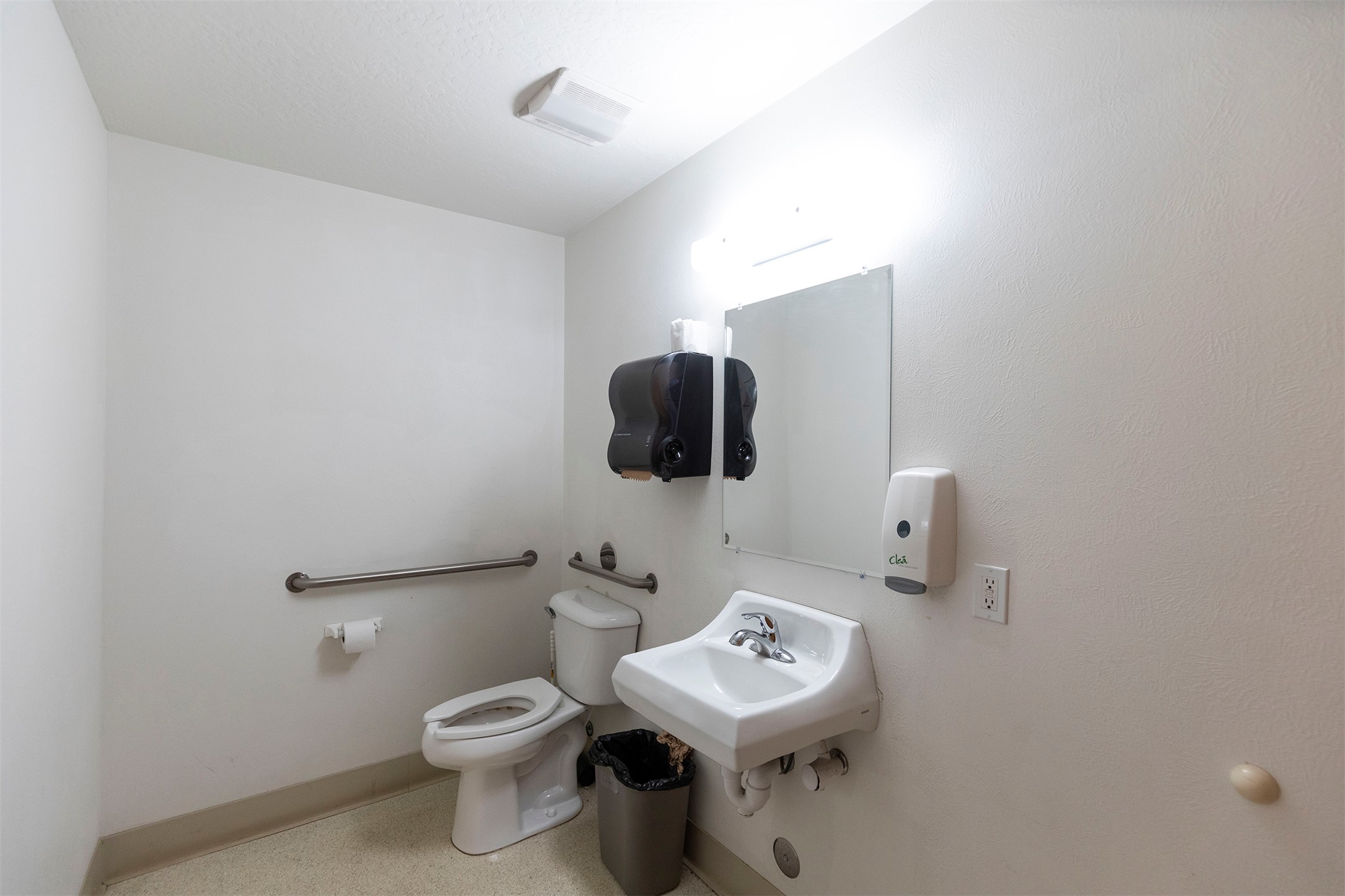1120 Cedar Street Property Photo 22