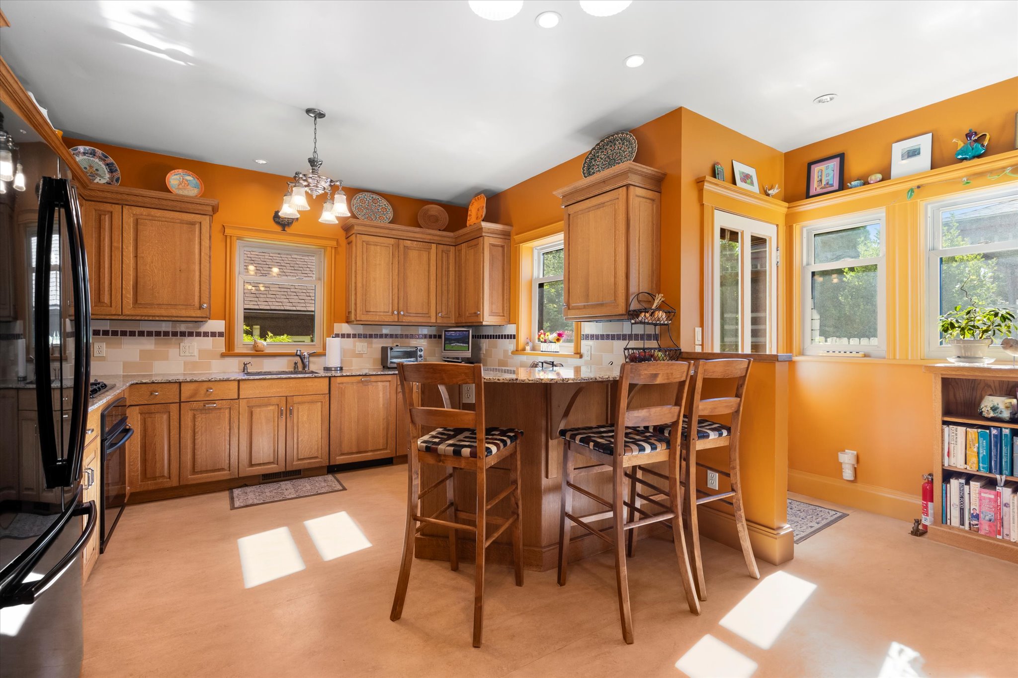 501 4th Avenue E Property Photo 19