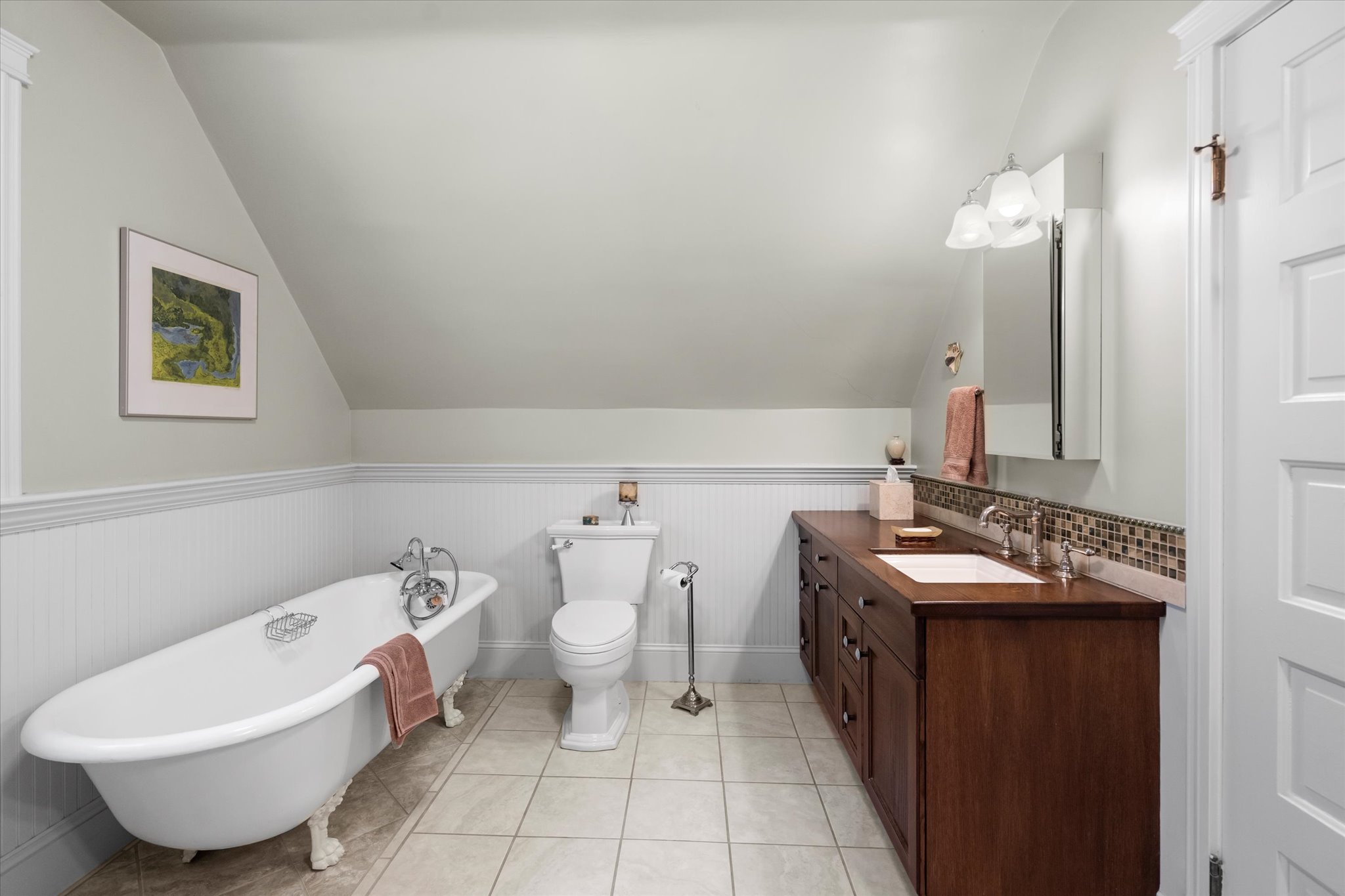 501 4th Avenue E Property Photo 28