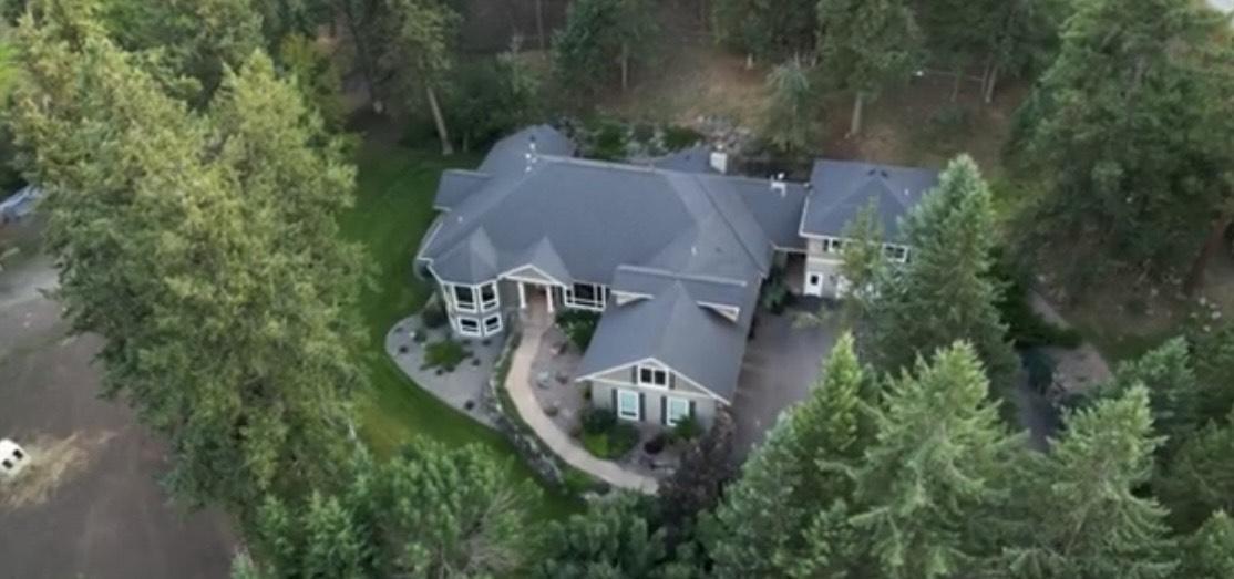 100 Sunrise Court Property Photo 2