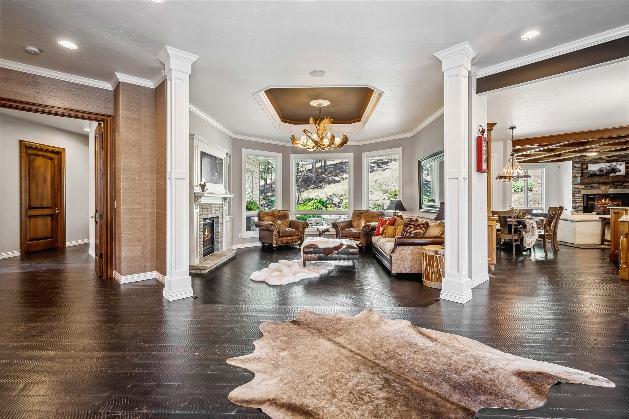 100 Sunrise Court Property Photo 3