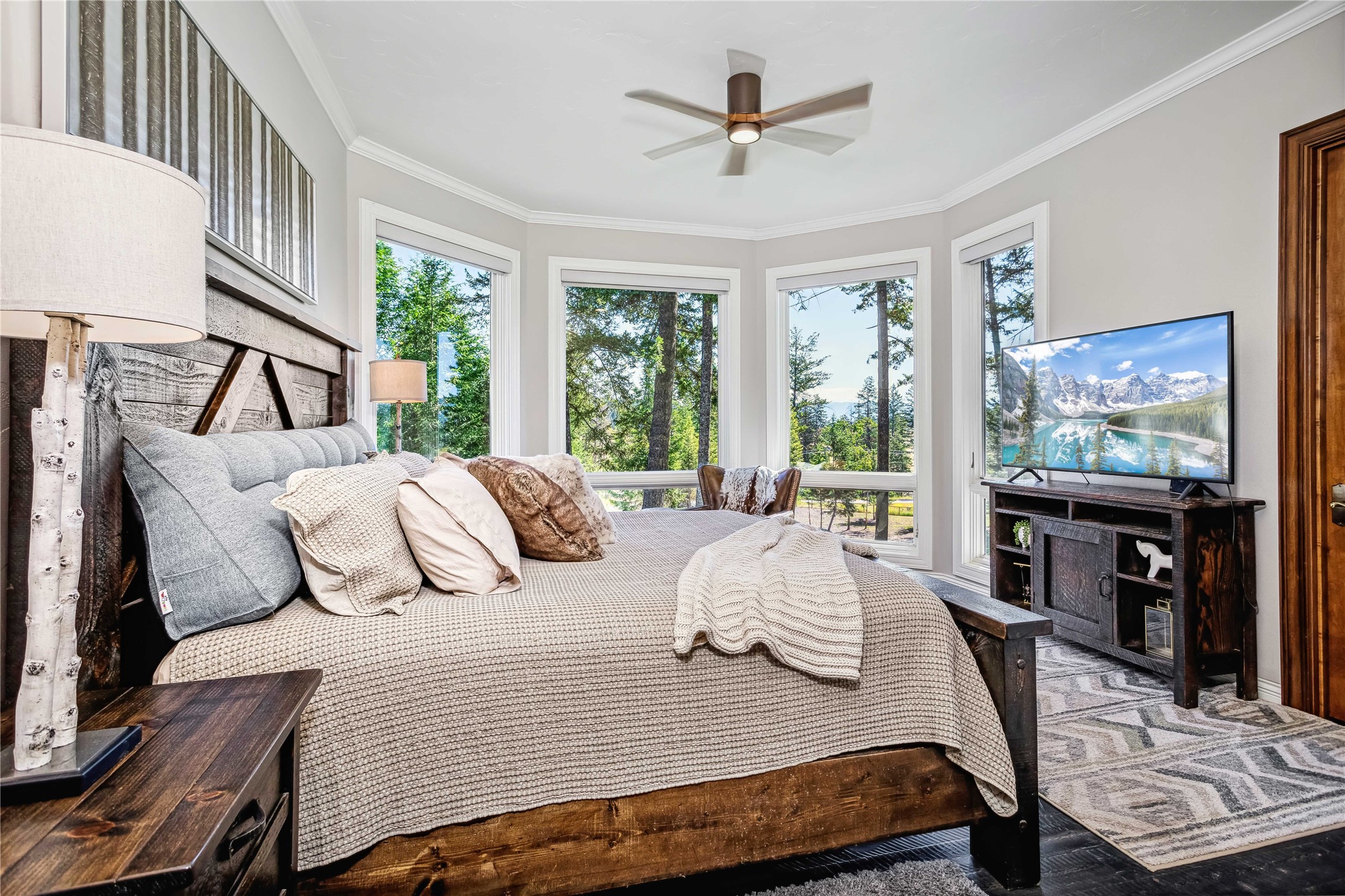 100 Sunrise Court Property Photo 13