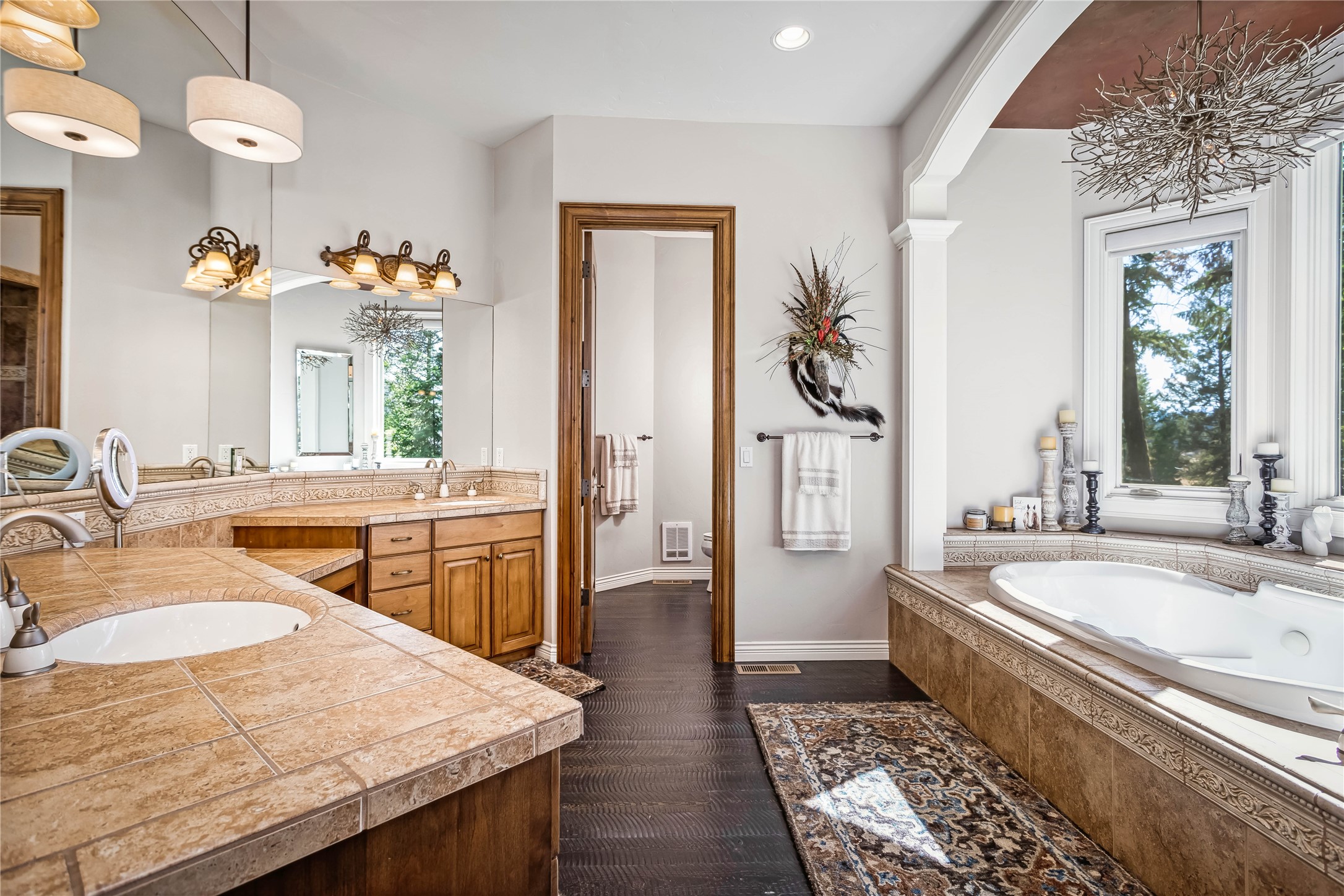 100 Sunrise Court Property Photo 16