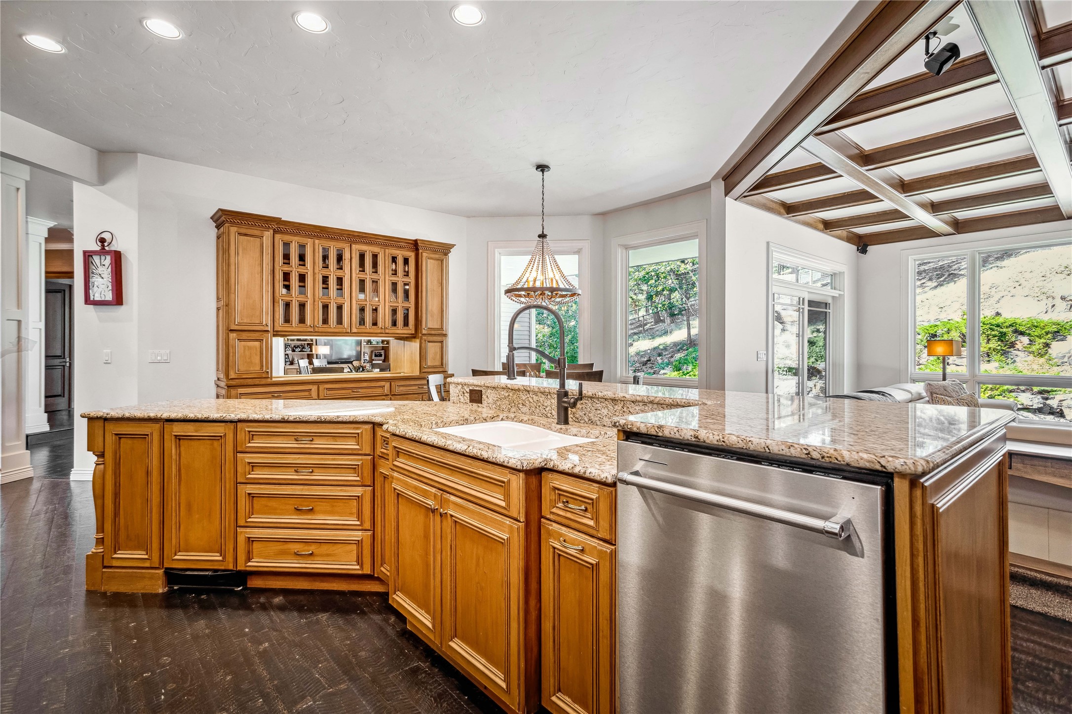 100 Sunrise Court Property Photo 25