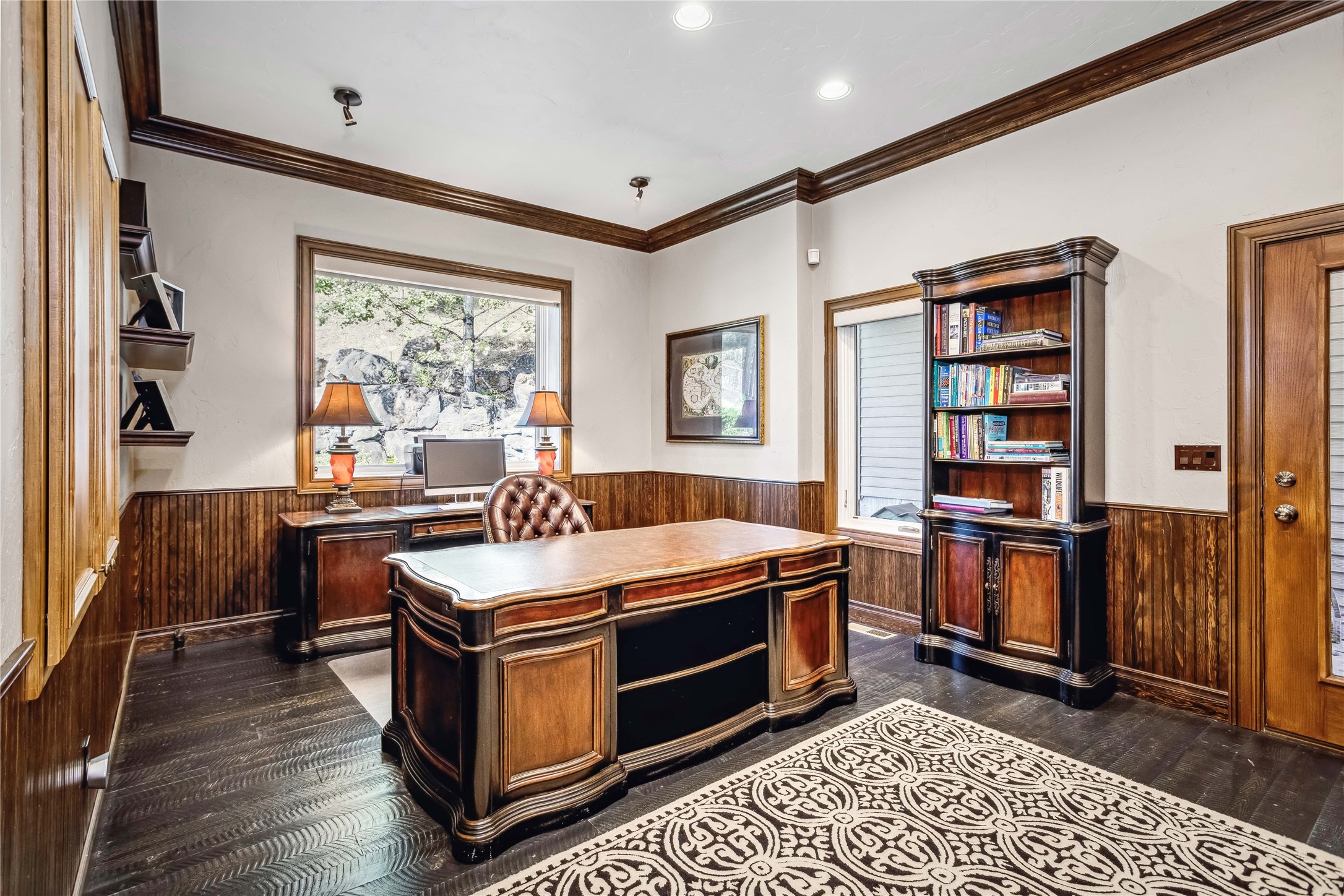 100 Sunrise Court Property Photo 28